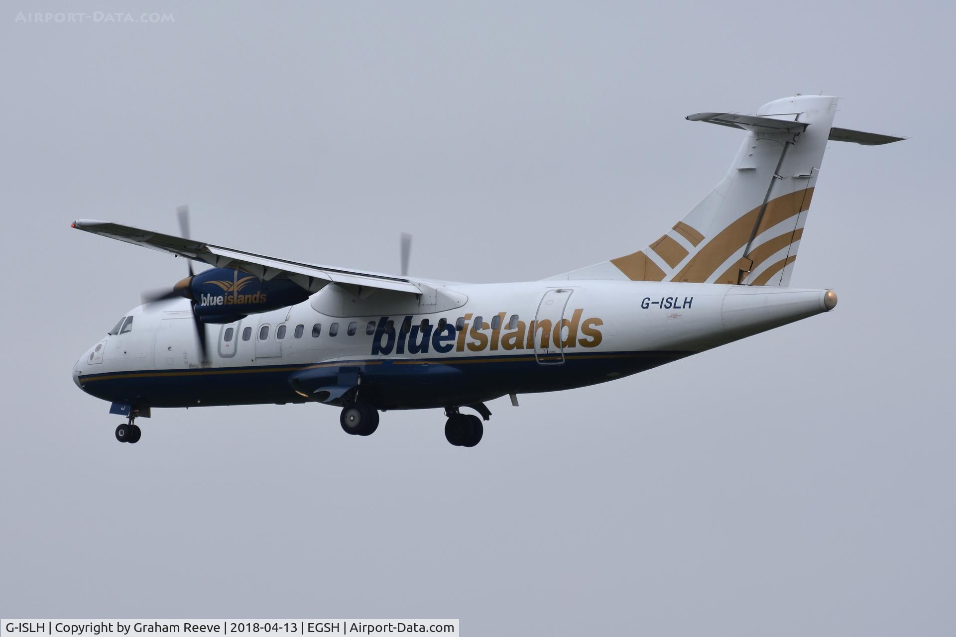 G-ISLH, 1990 ATR 42-320 C/N 173, Landing at Norwich.