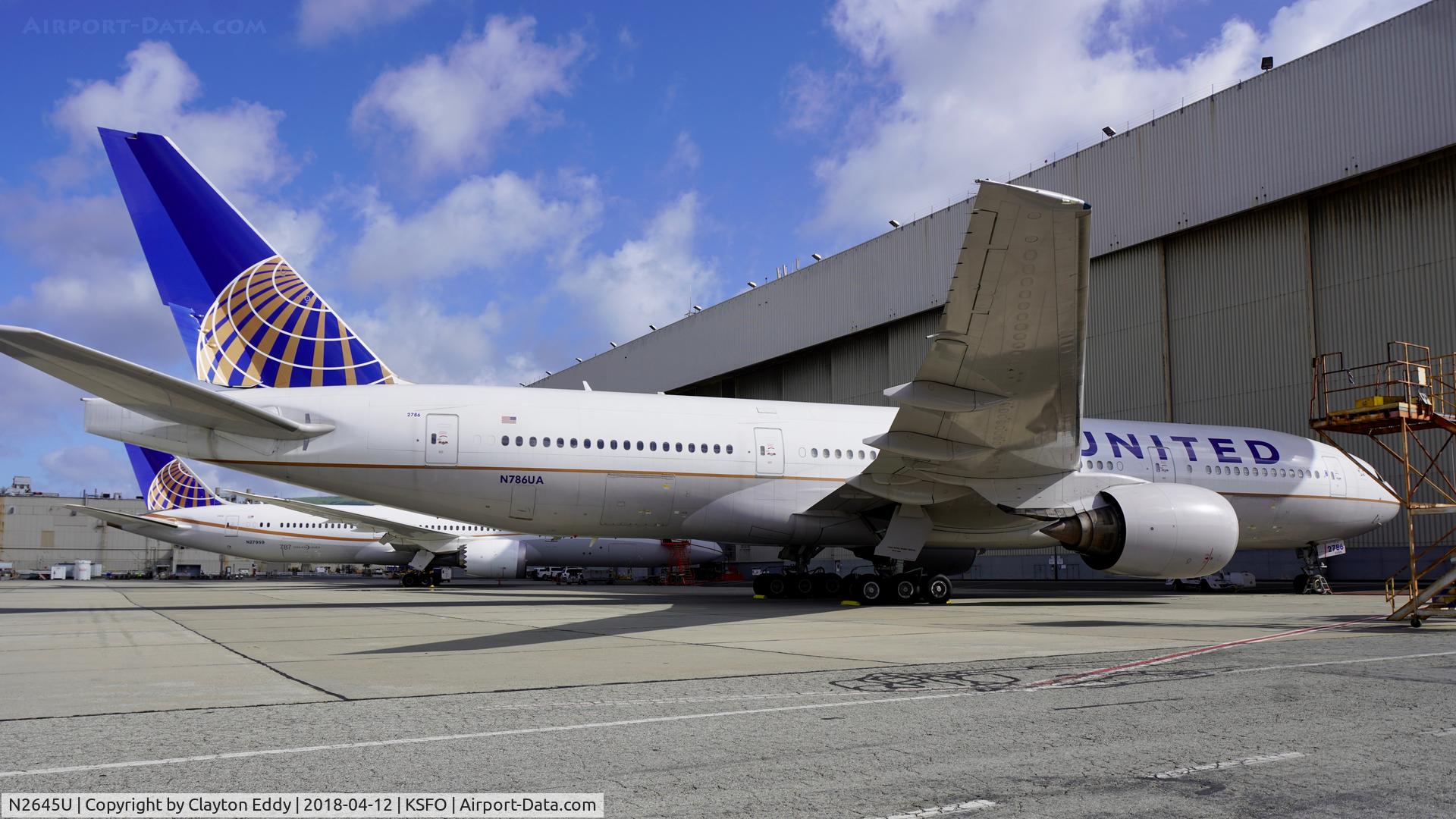 N2645U, 2017 Boeing 777-322/ER C/N 64989, SFO 2018.