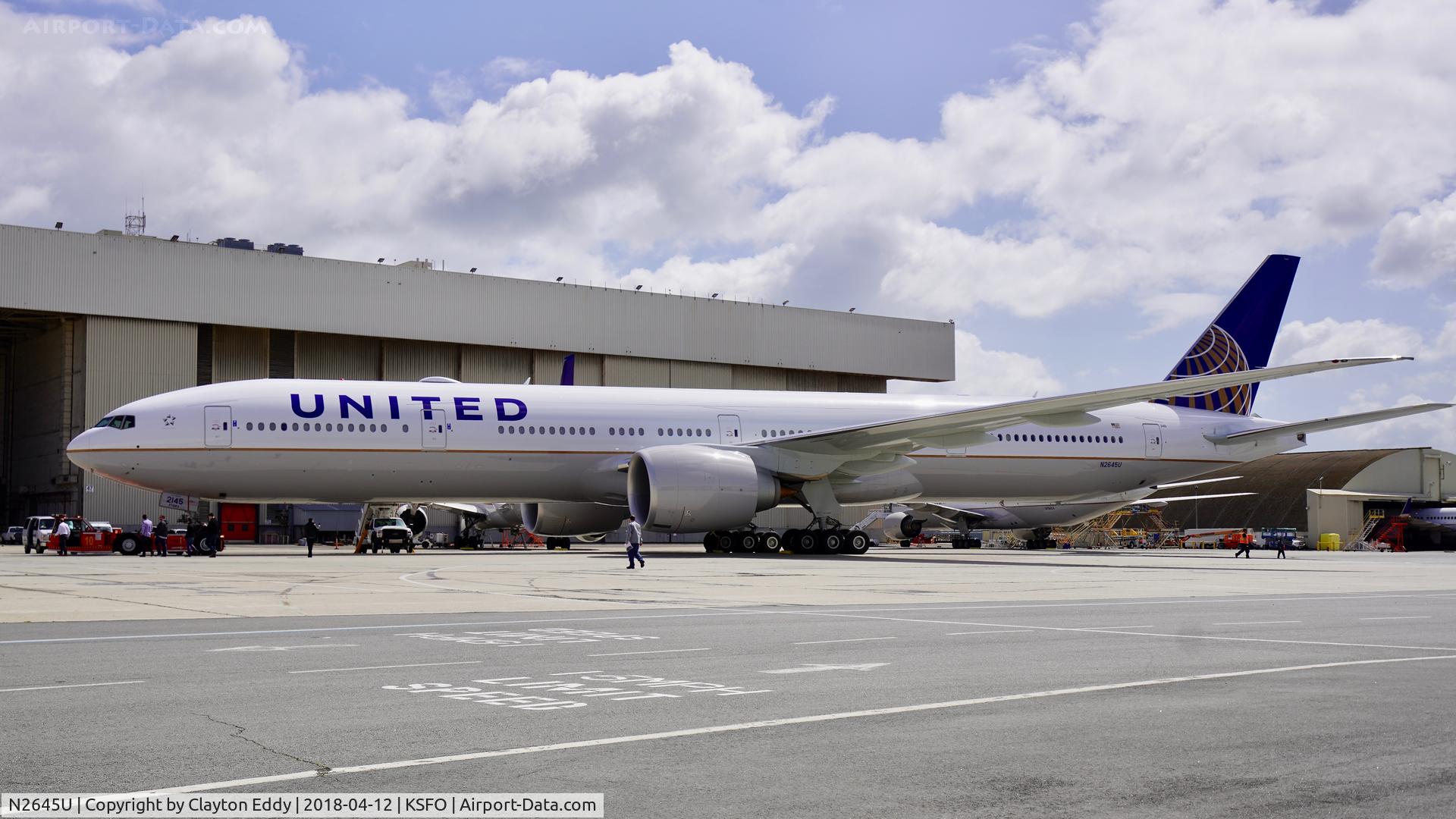 N2645U, 2017 Boeing 777-322/ER C/N 64989, SFO 2018.