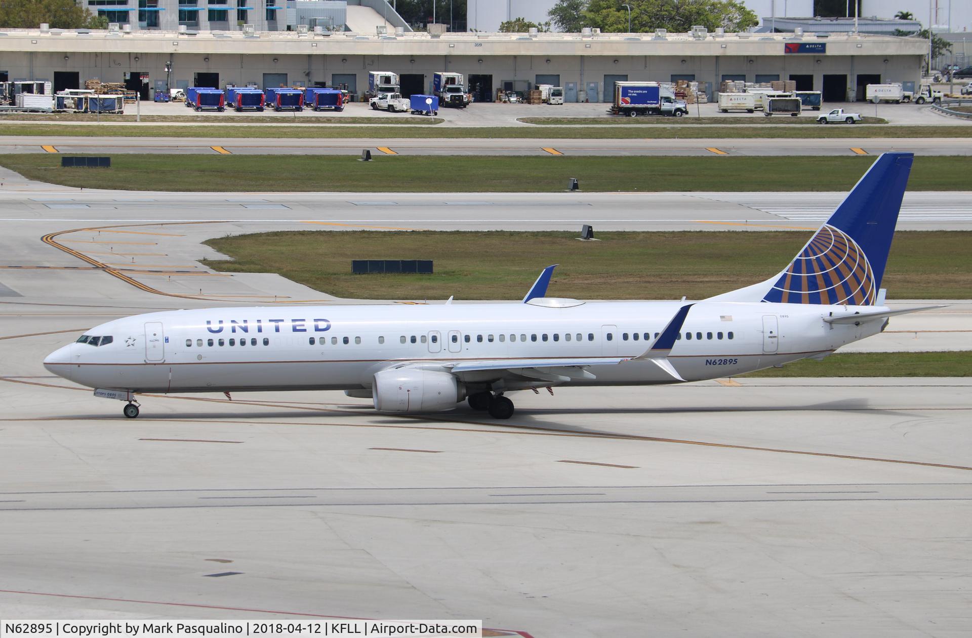N62895, 2016 Boeing 737-924/ER C/N 62769, Boeing 737-900ER