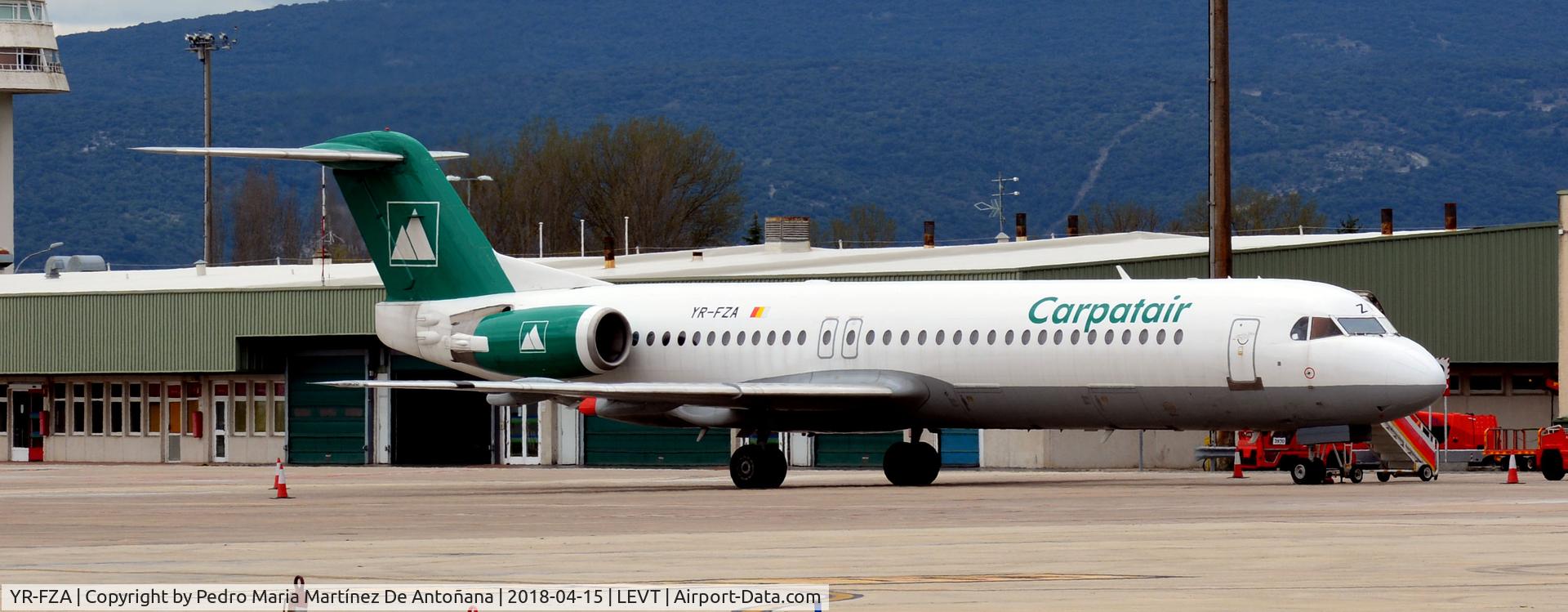 YR-FZA, 1992 Fokker 100 (F-28-0100) C/N 11395, Foronda - Vitoria-Gasteiz - España