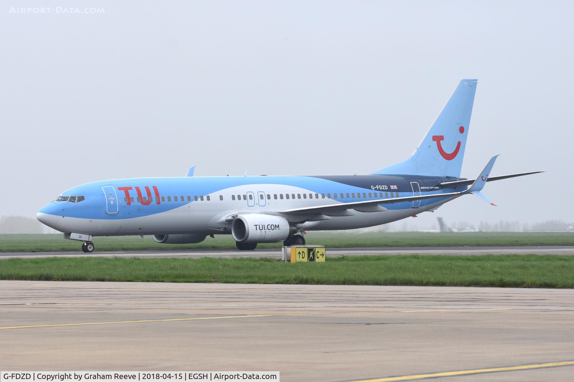 G-FDZD, 2007 Boeing 737-8K5 C/N 35132, In TUI colours at Norwich.