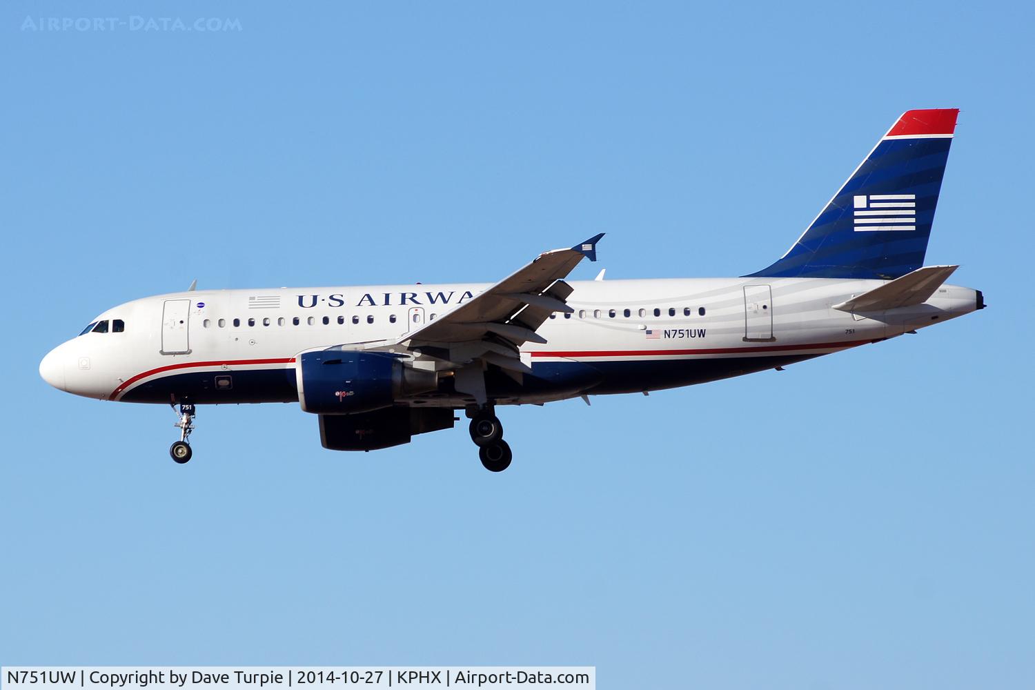 N751UW, 2000 Airbus A319-112 C/N 1317, No comment.