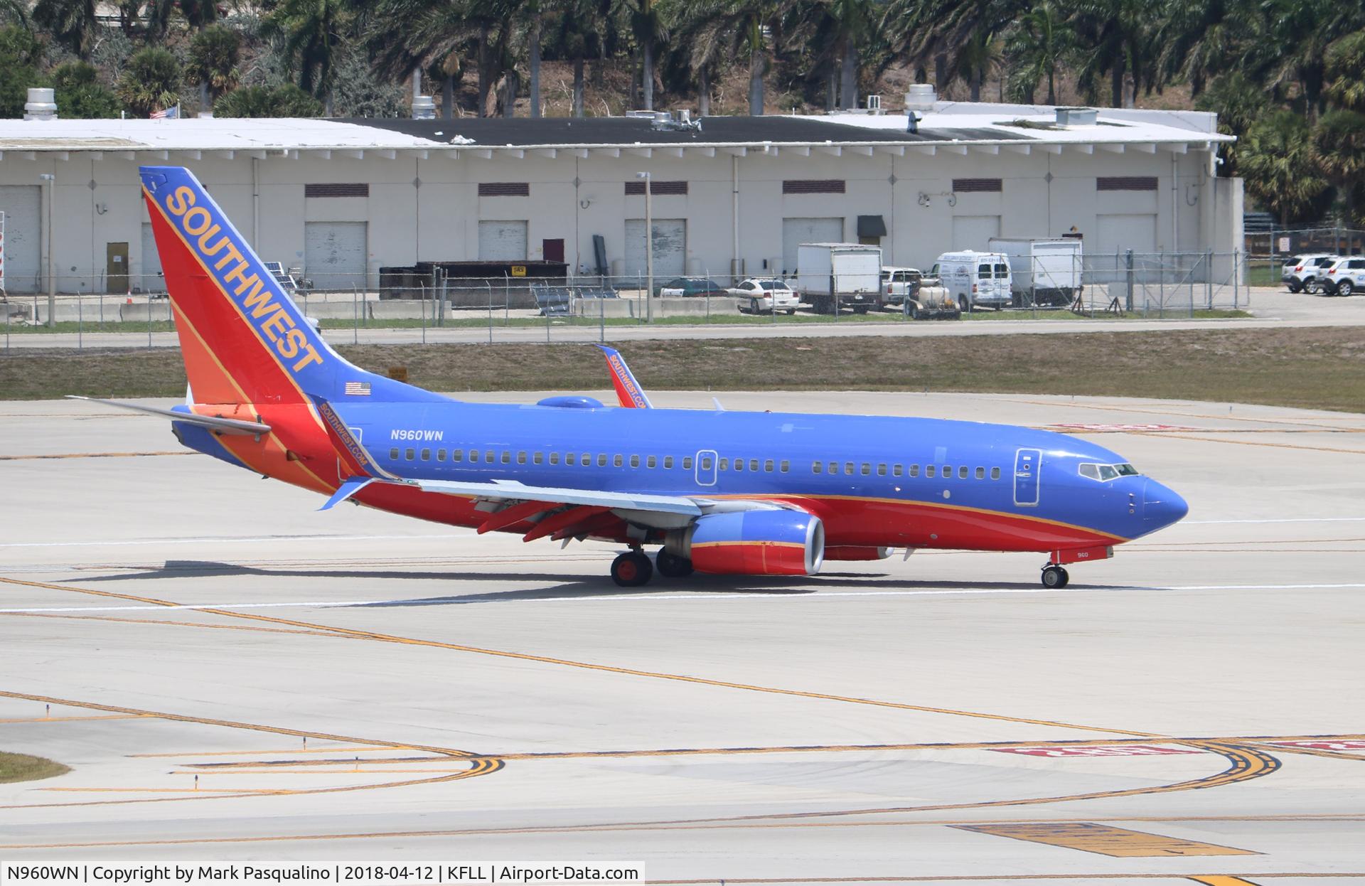 N960WN, 2011 Boeing 737-7H4 C/N 36675, Boeing 737-700