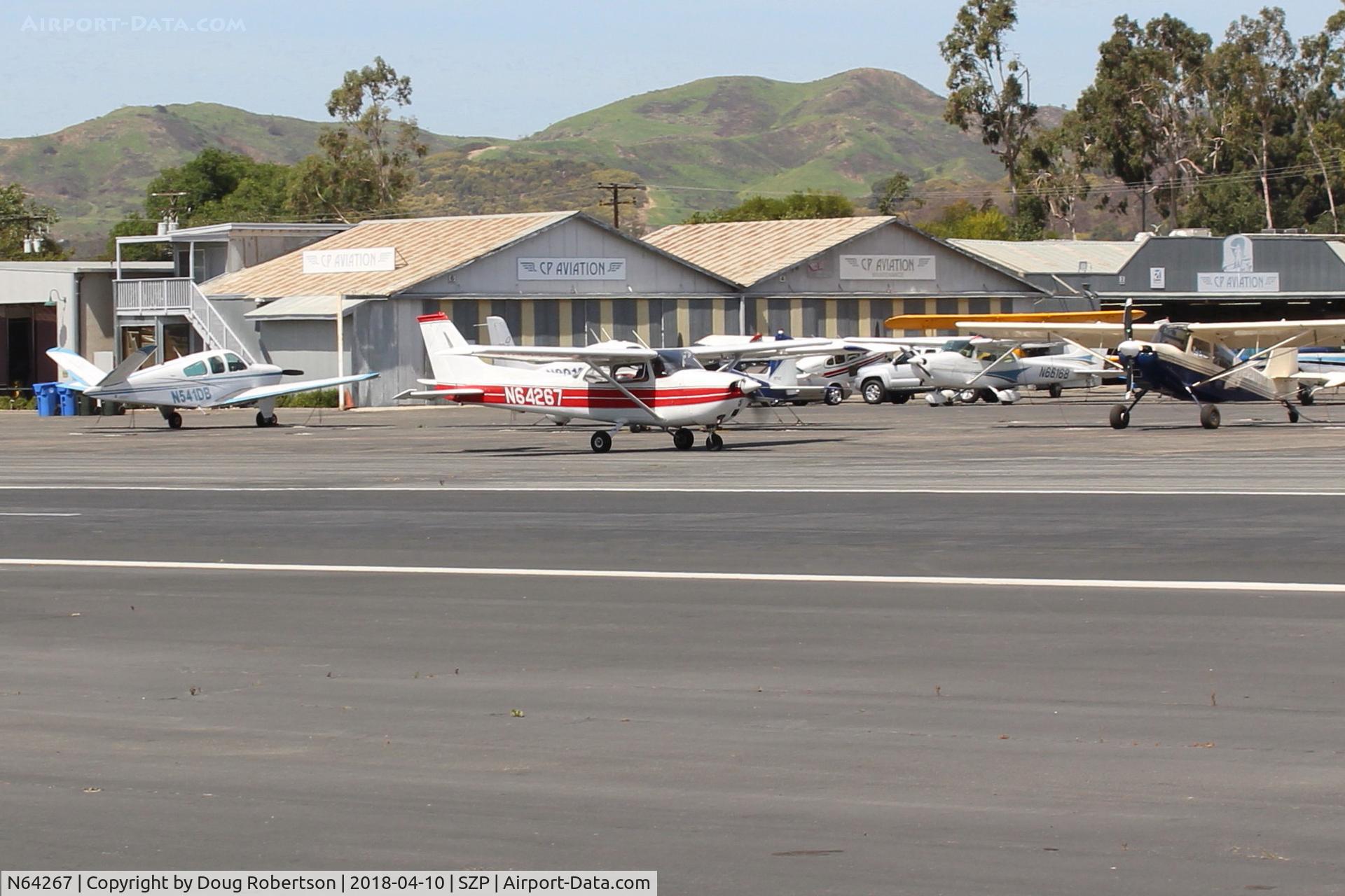 N64267, 1975 Cessna 172M C/N 17265139, 1975 Cessna 172M SKYHAWK, Lycoming O-320-E2D 150 Hp, taxi to Rwy 22