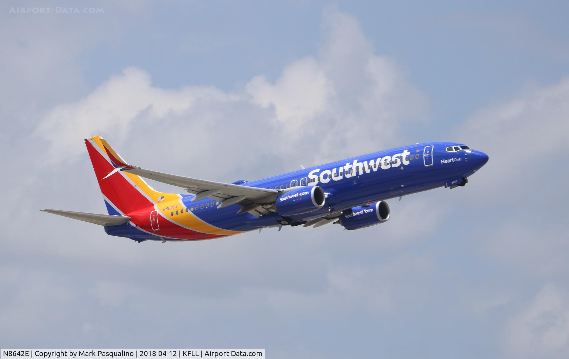 N8642E, 2014 Boeing 737-8H4 C/N 42525, Boeing 737-800