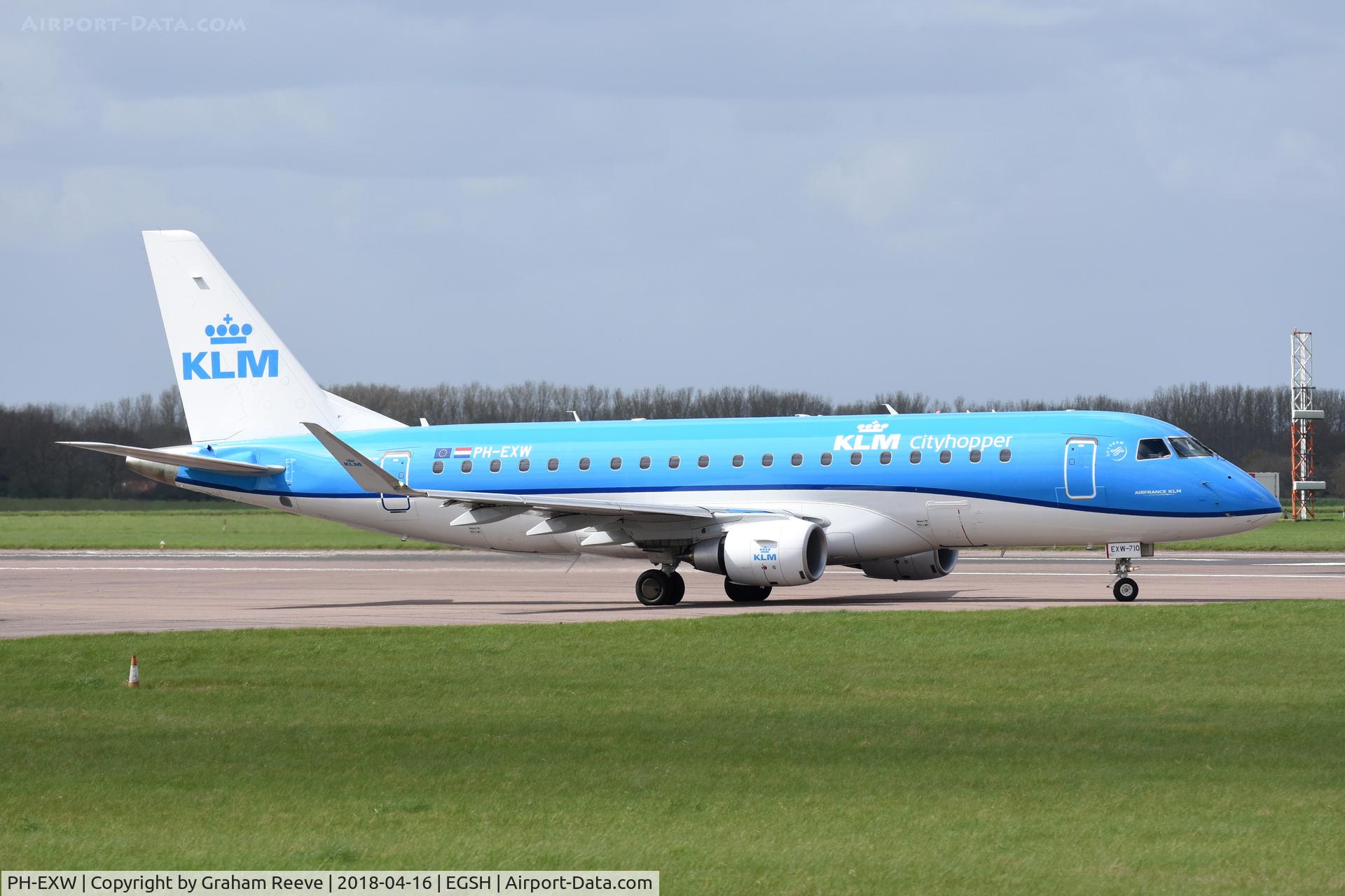 PH-EXW, 2018 Embraer ERJ-175STD (ERJ-170-200) C/N 17000710, Departing from Norwich.