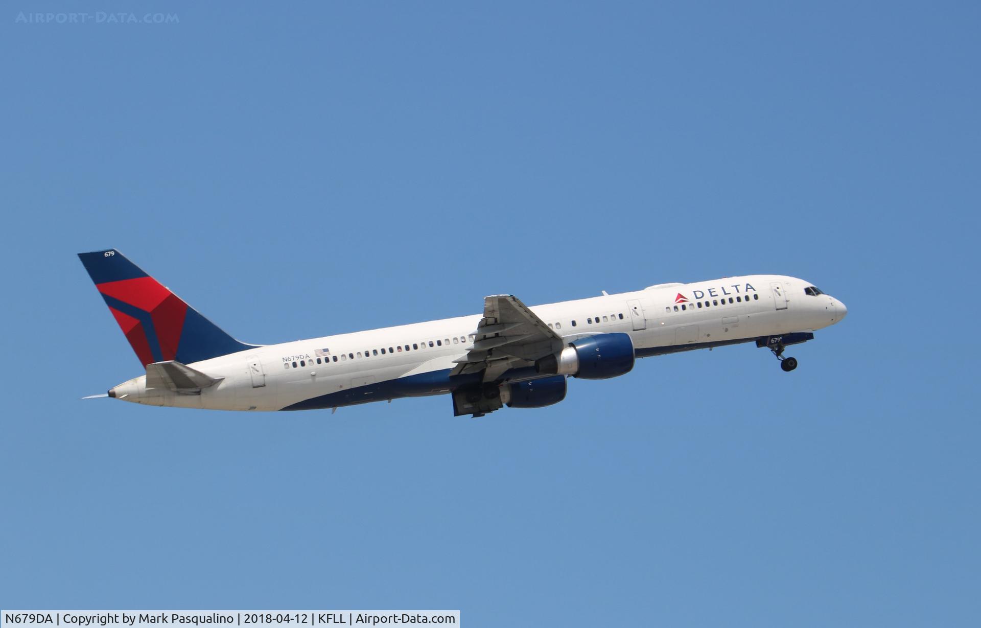 N679DA, 1992 Boeing 757-232 C/N 26955, Boeing 757-232