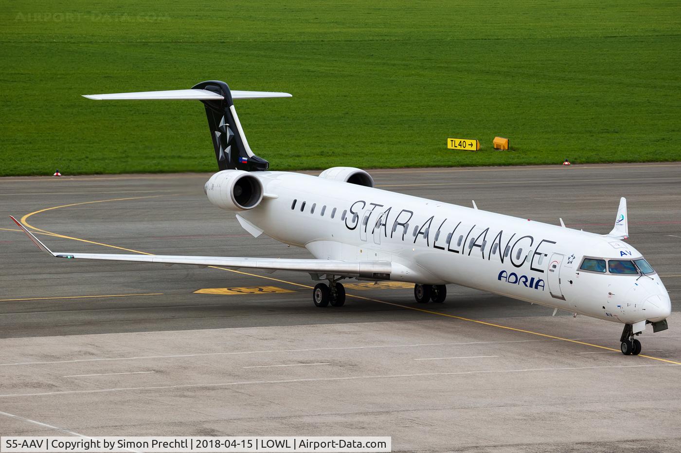 S5-AAV, 2012 Bombardier CRJ-900LR (CL-600-2D24) C/N 15284, S5-AAV @ Linz Airport