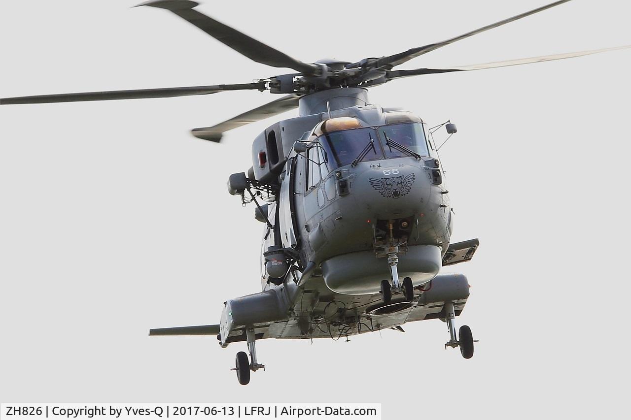 ZH826, AgustaWestland EH-101 Merlin HC.2 C/N MCSP01, Agusta-Westland EH-101 Merlin HC.2, On final rwy 08, Landivisiau Naval Air Base (LFRJ) Tiger Meet 2017