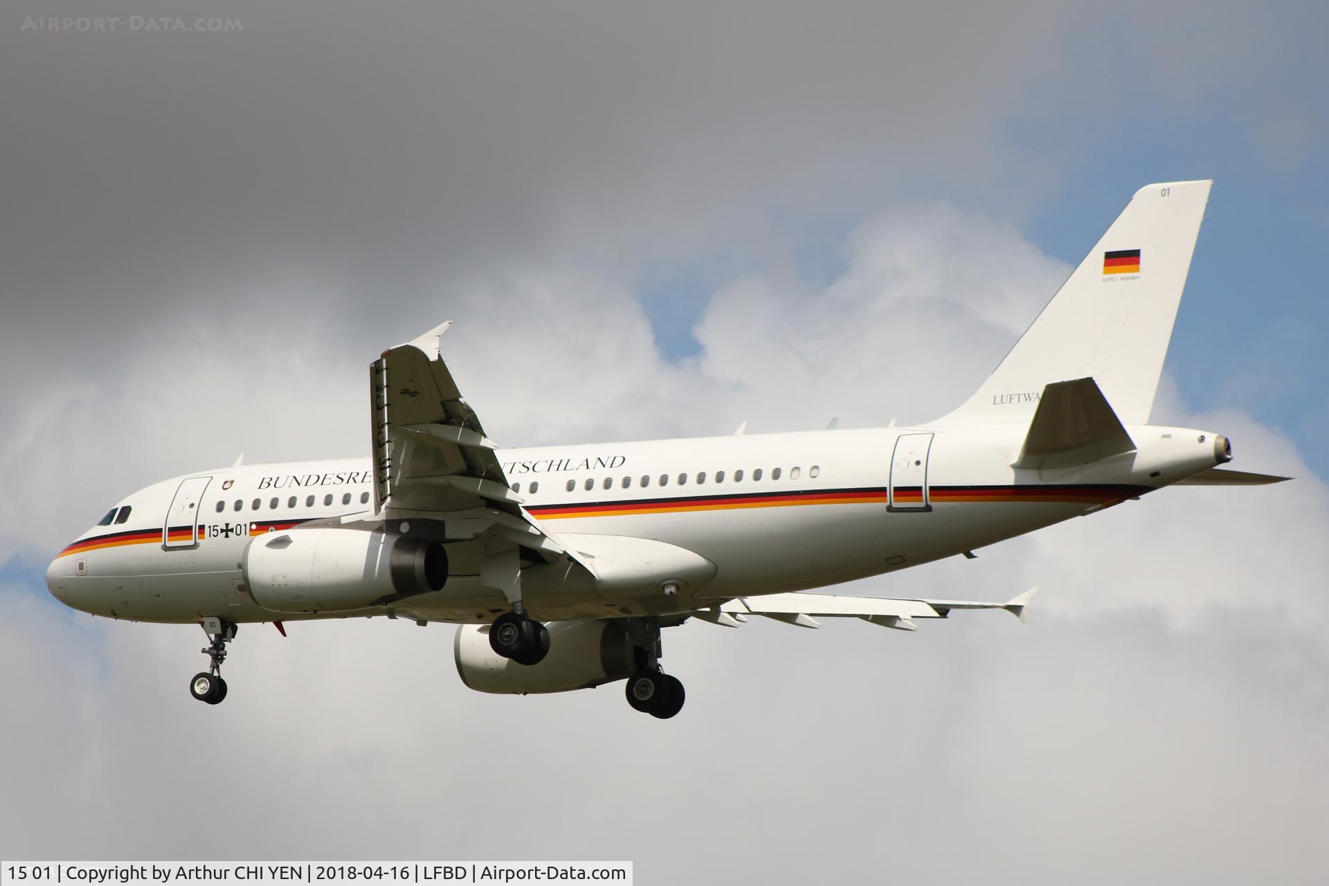 15 01, 2009 Airbus ACJ319 (A319-133/CJ) C/N 3897, German Air Force A319 on final runway 29 at BOD