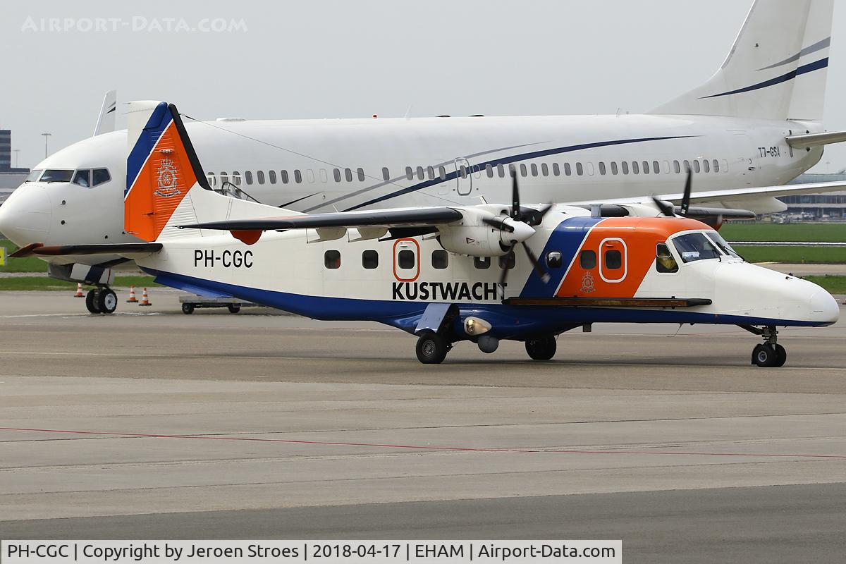 PH-CGC, 1990 Dornier 228-212 C/N 8183, EHAM