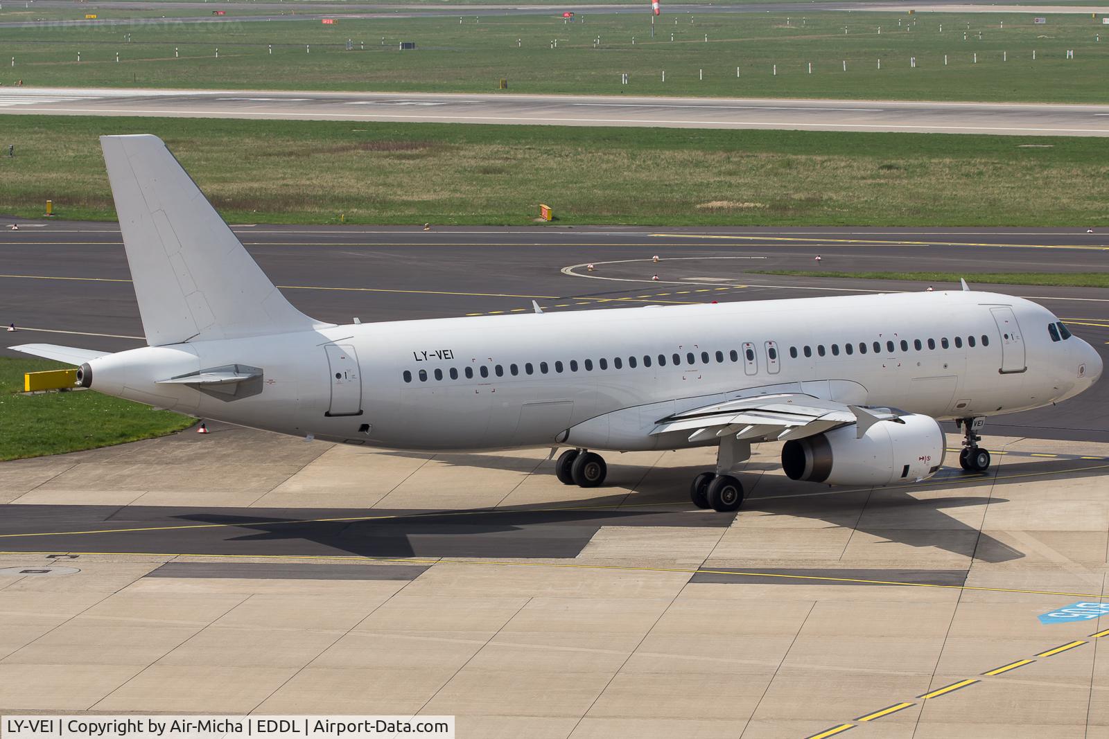 LY-VEI, 1998 Airbus A320-233 C/N 0902, Avion Express
