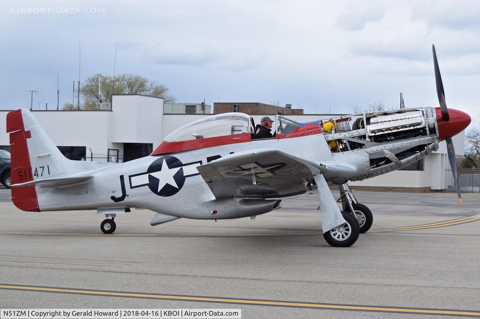 N51ZM, 1945 North American P-51D Mustang C/N 45-11471, Doing an engine run up.