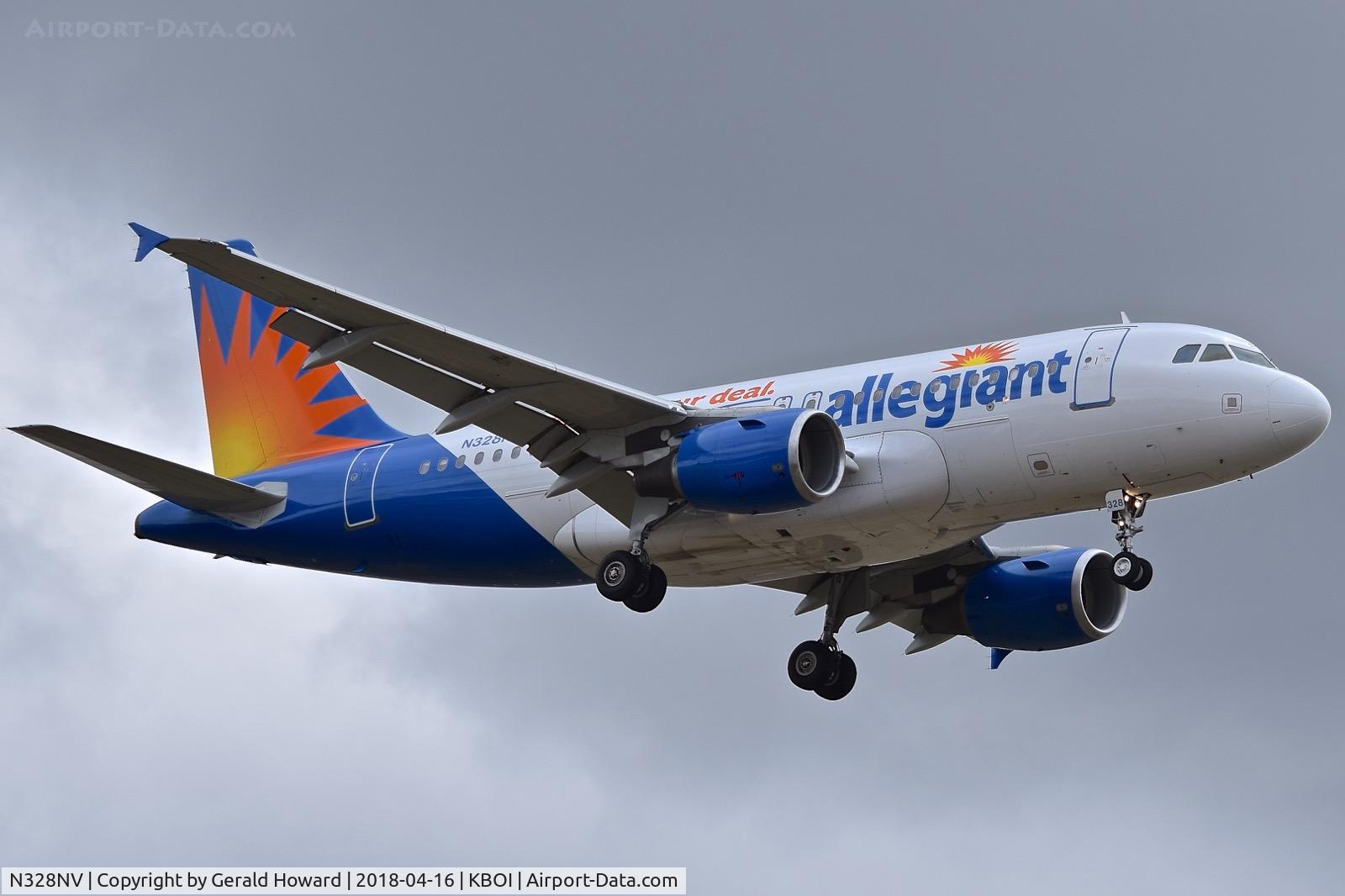 N328NV, 2006 Airbus A319-112 C/N 2821, On approach for RWY 10L.