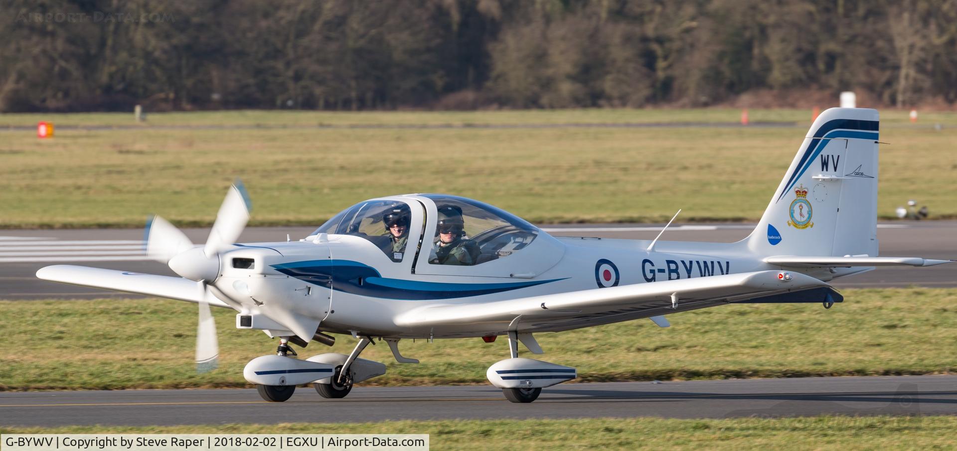 G-BYWV, 2001 Grob G-115E Tutor T1 C/N 82156/E, UAS taxying out for rwy03 at Linton