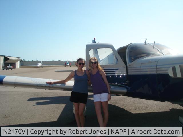 N2170V, 1979 Piper PA-32-300 Cherokee Six Cherokee Six C/N 32-7940071, Fuel stop in Naples, FL.