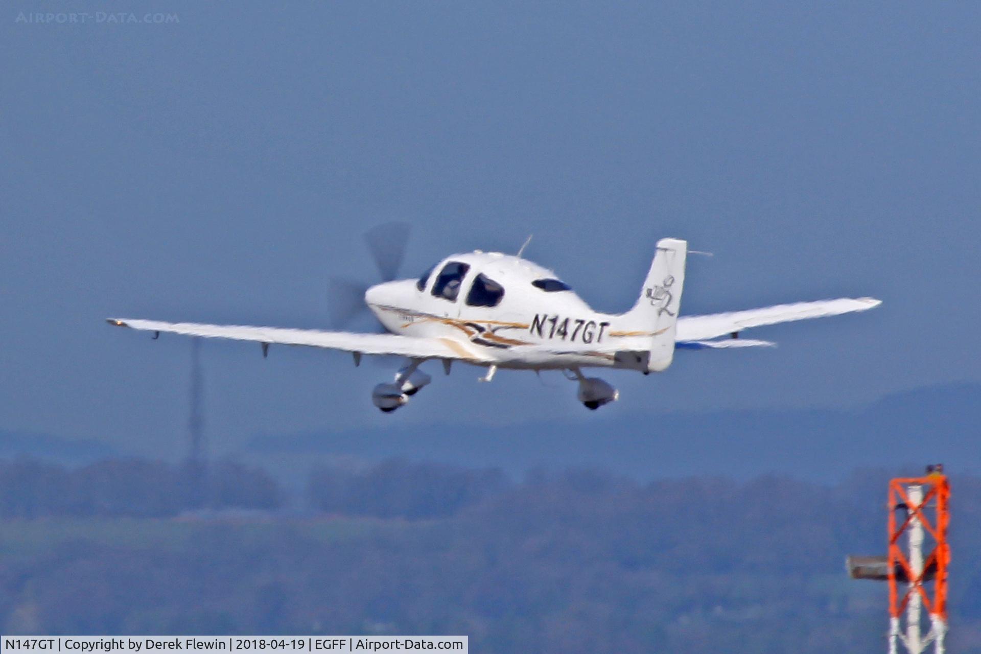N147GT, 2004 Cirrus SR22 G2 C/N 1069, Cirrus SR22G2, seen departing runway 30 en-route RTB.
