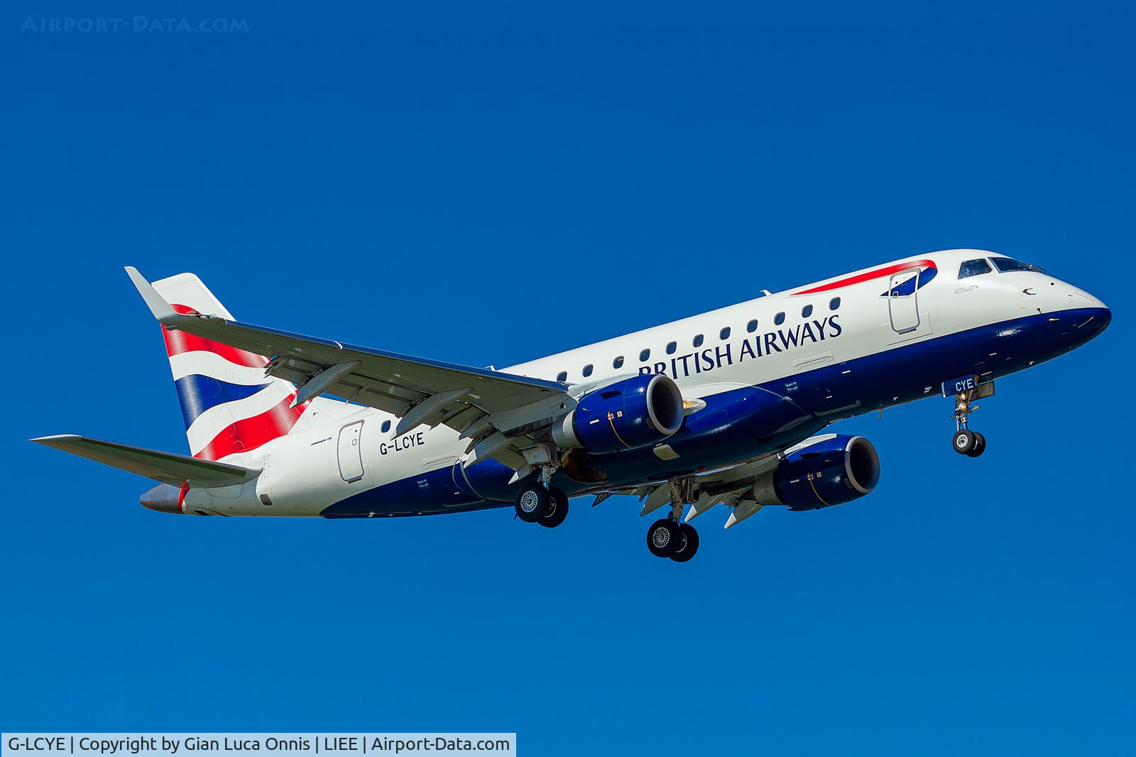 G-LCYE, 2009 Embraer ERJ-170-100STD C/N 17000296, LANDING