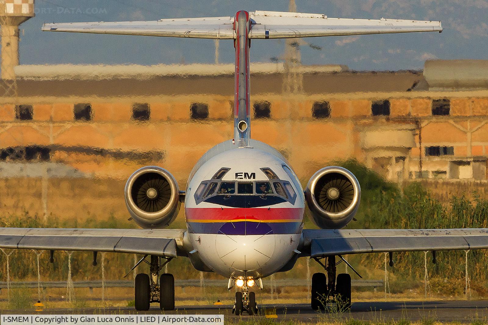 I-SMEM, 1984 McDonnell Douglas MD-82 (DC-9-82) C/N 49248, TAXI WAY