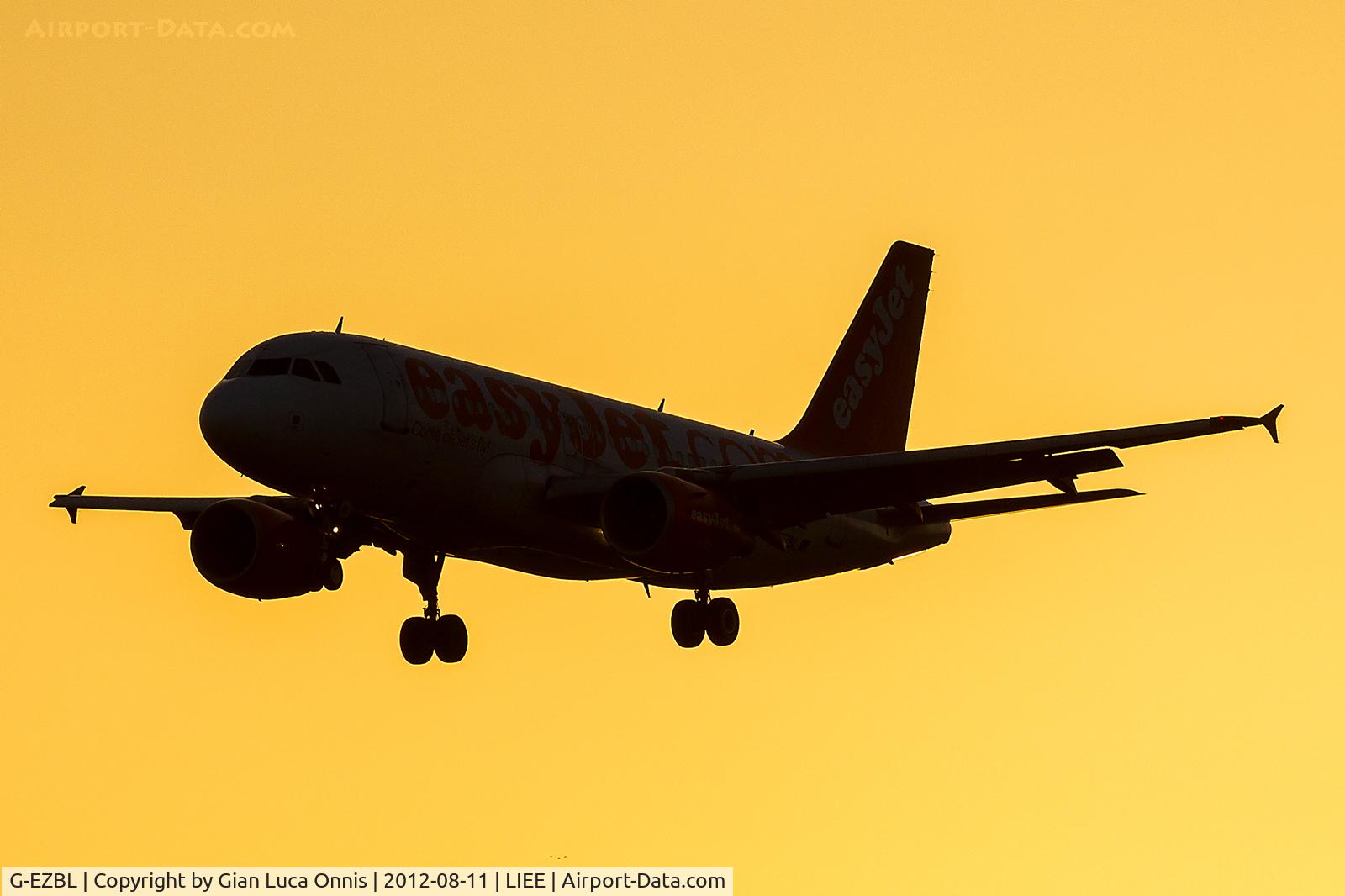 G-EZBL, 2007 Airbus A319-111 C/N 3053, LANDING