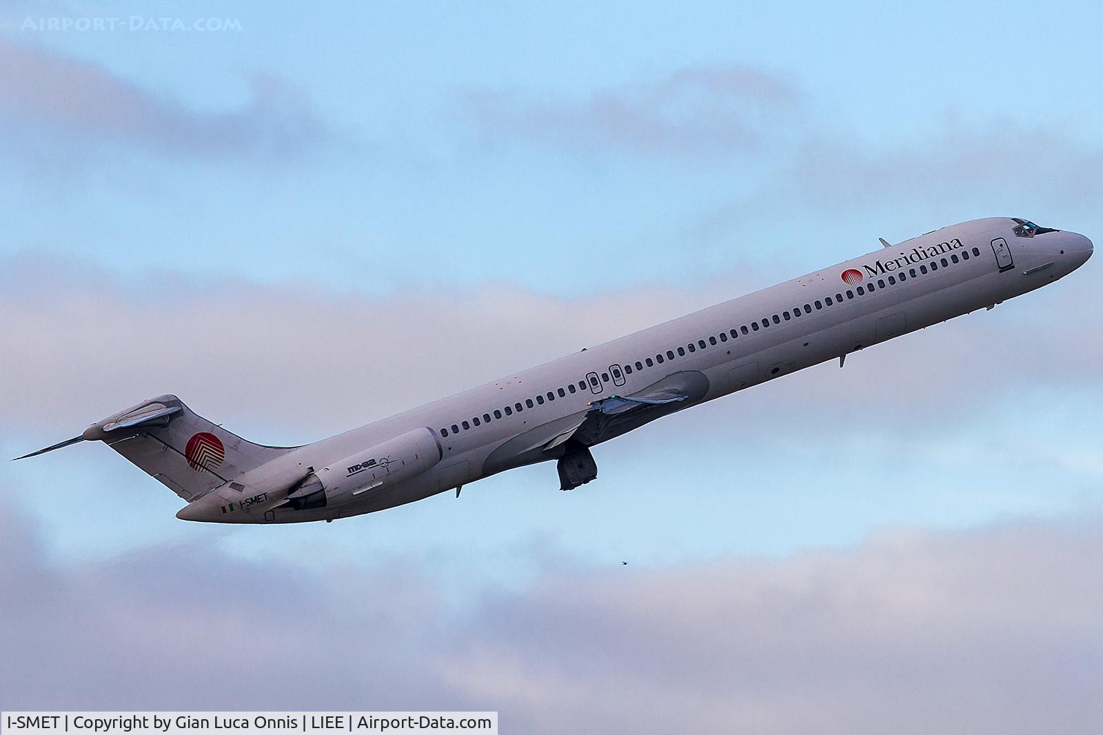 I-SMET, 1987 McDonnell Douglas MD-82 (DC-9-82) C/N 49531, TAKEOFF