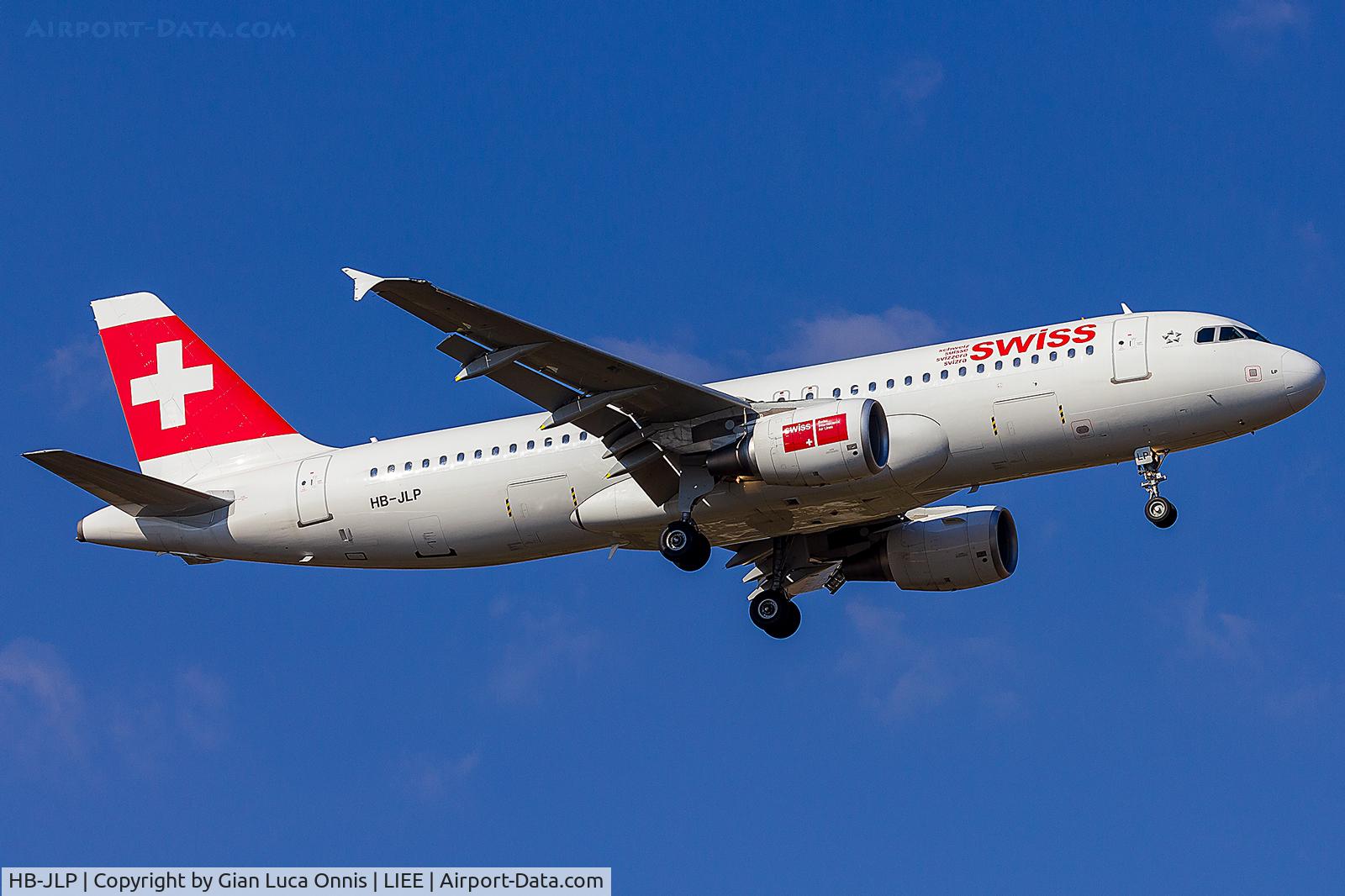 HB-JLP, 2011 Airbus A320-214 C/N 4618, LANDING