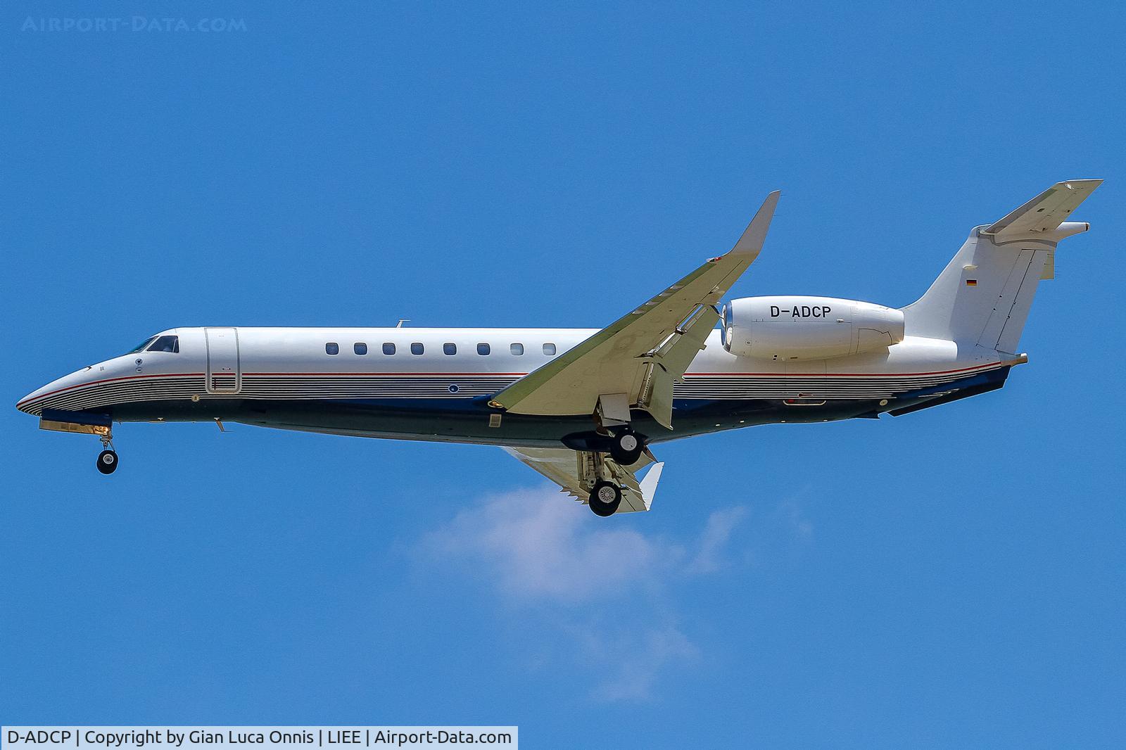 D-ADCP, 2008 Embraer EMB-135BJ Legacy 600 C/N 14501067, LANDING 14R