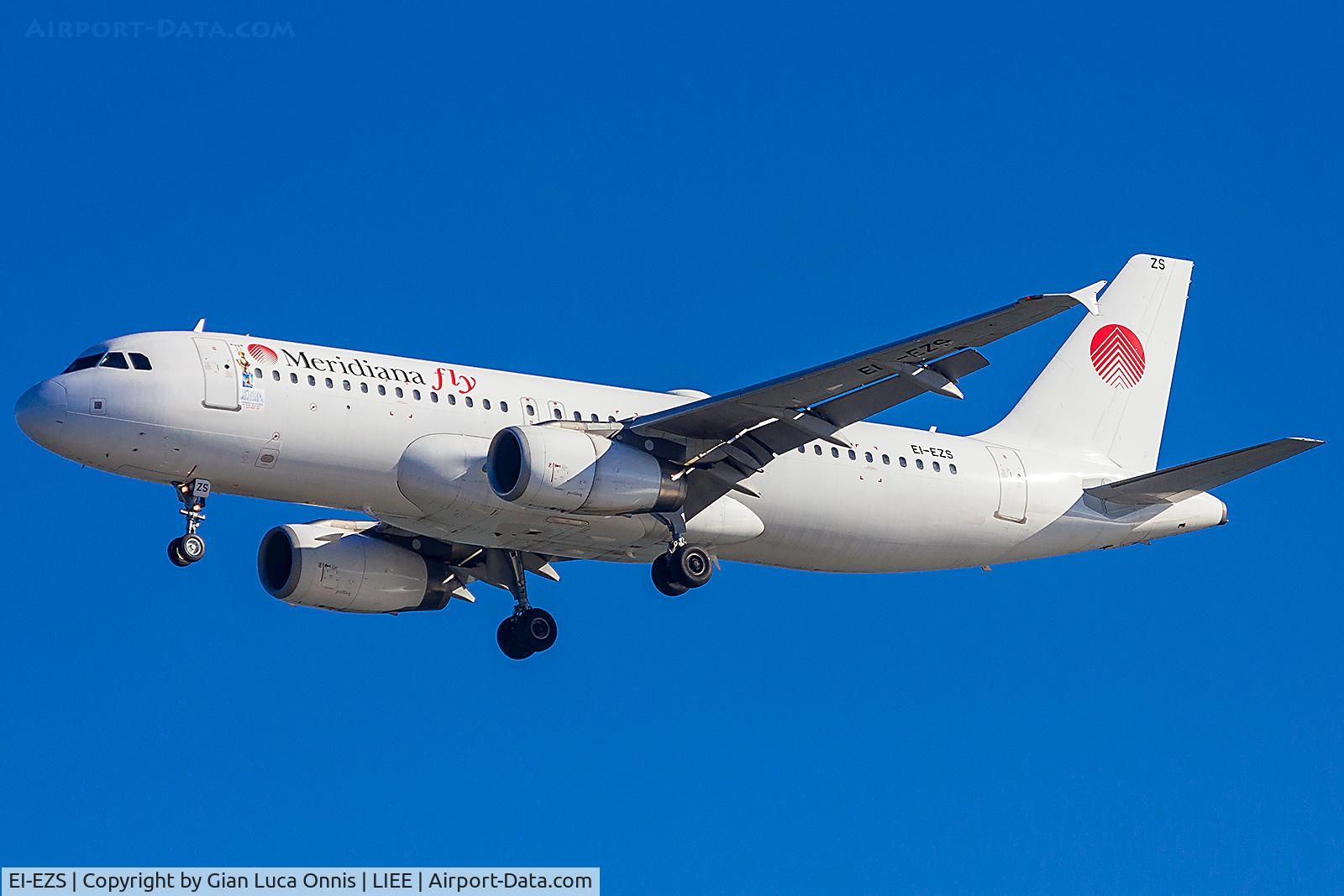 EI-EZS, 2008 Airbus A320-232 C/N 1823, LANDING 32R