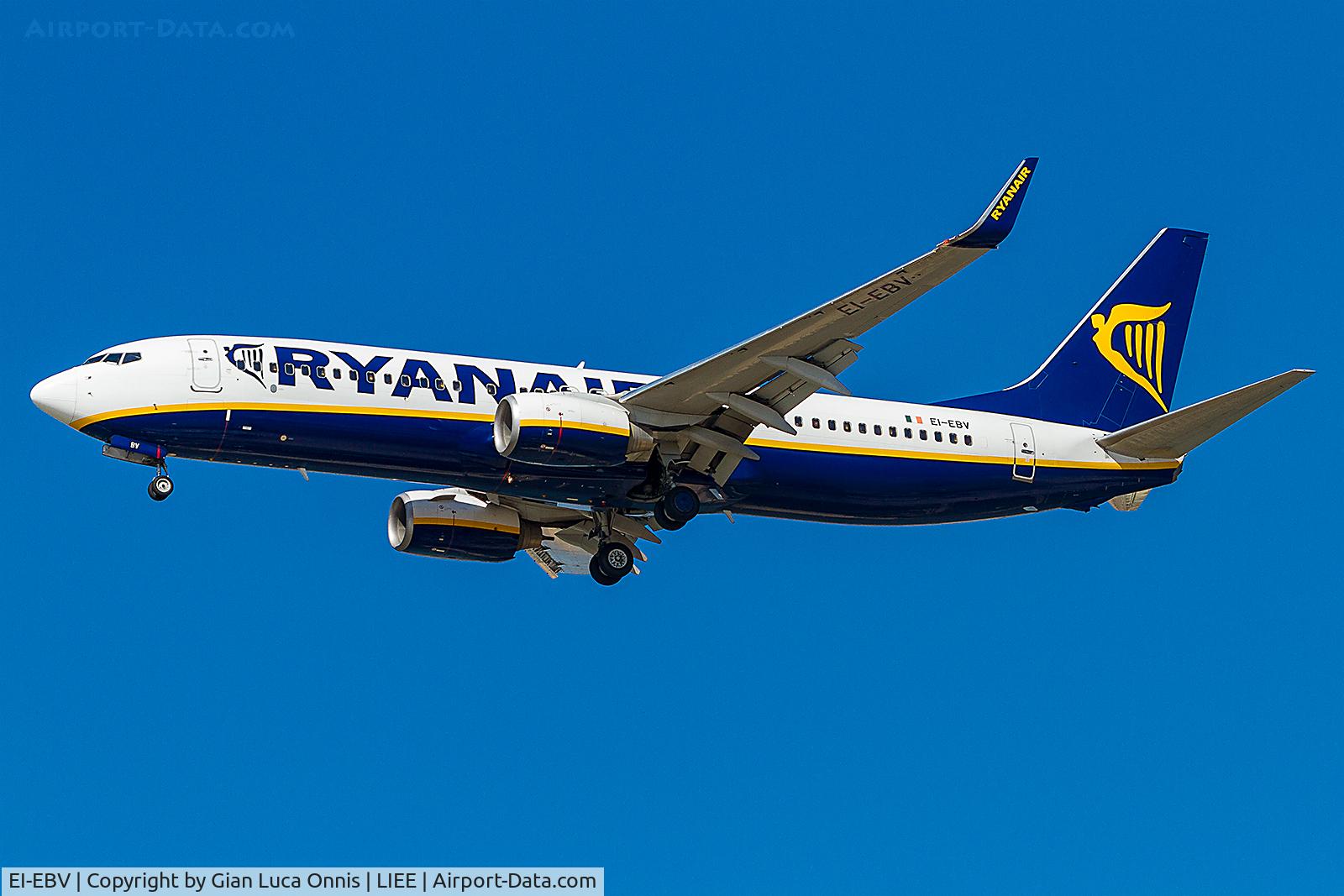 EI-EBV, 2009 Boeing 737-8AS C/N 35009, LANDING 32L