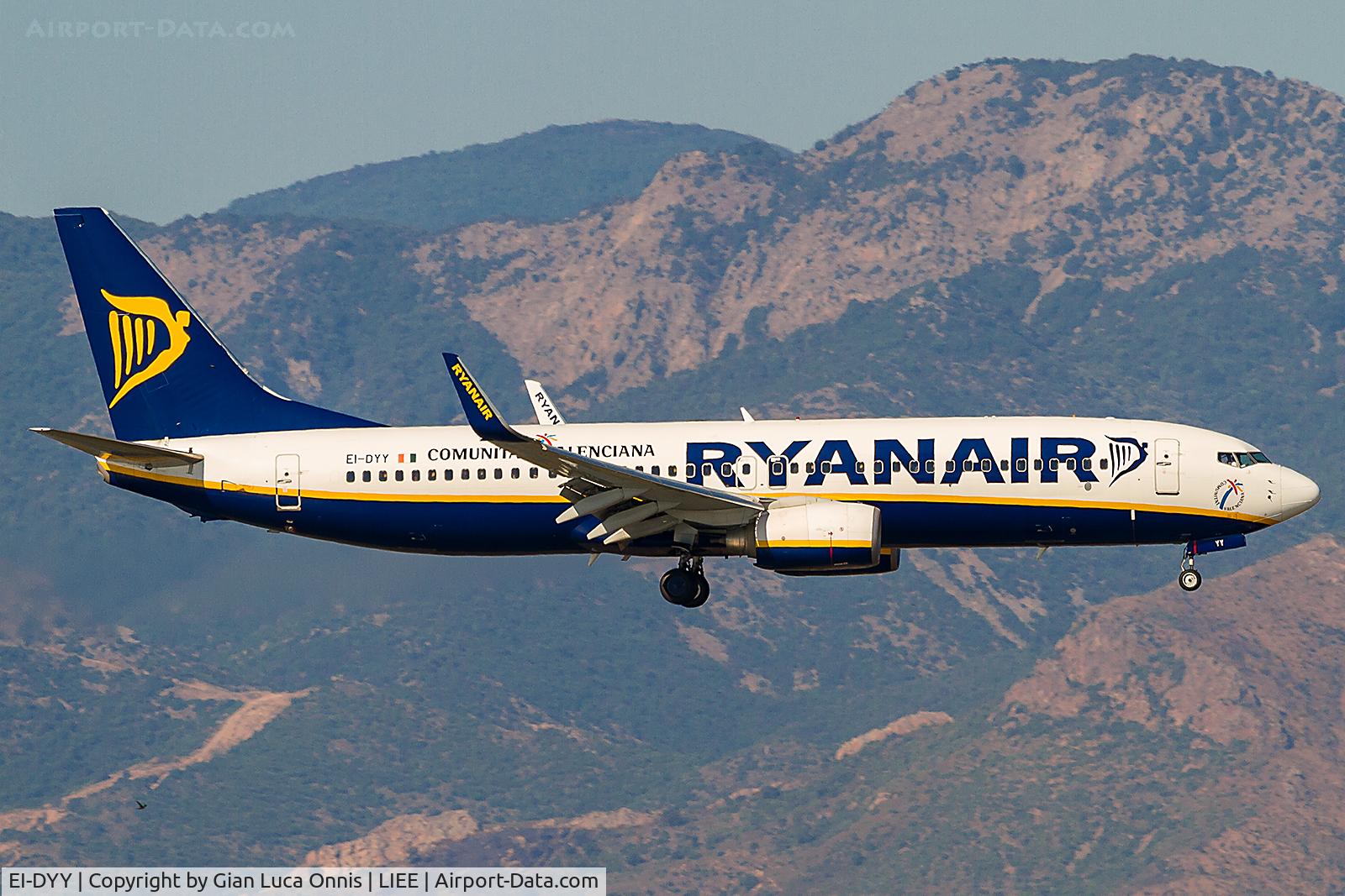EI-DYY, 2008 Boeing 737-8AS C/N 37521, LANDING 32L