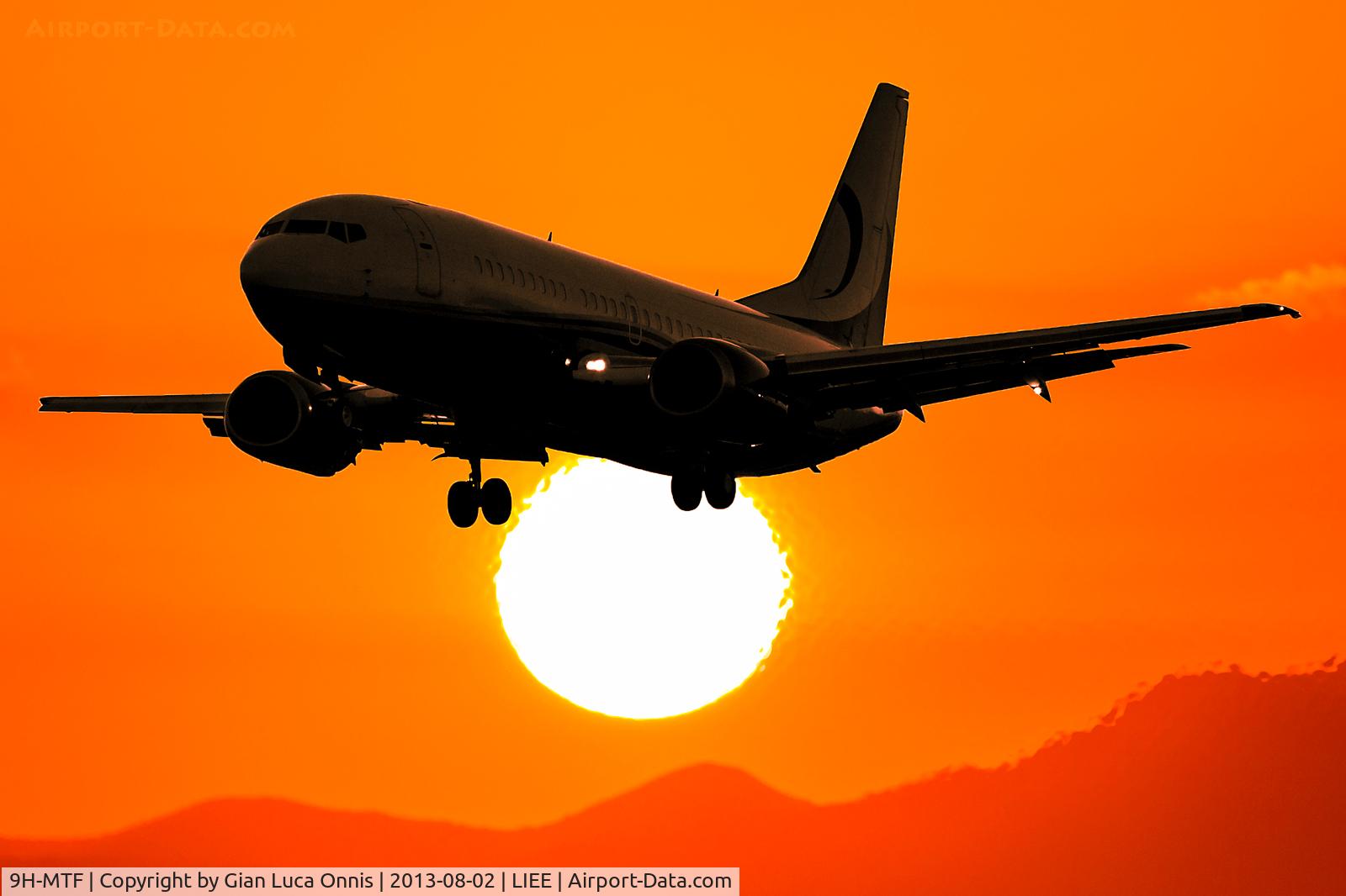 9H-MTF, 1987 Boeing 737-329 C/N 23774, LANDING 14R