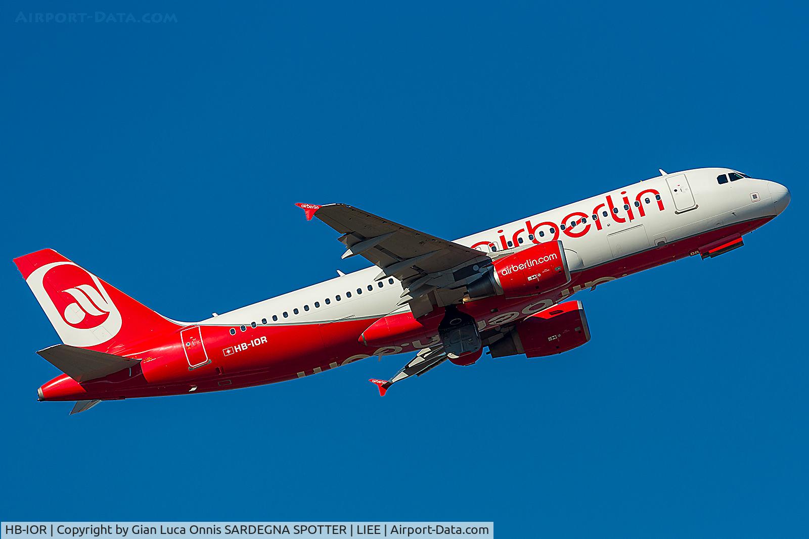 HB-IOR, 2009 Airbus A320-214 C/N 4033, TAKEOFF 32L