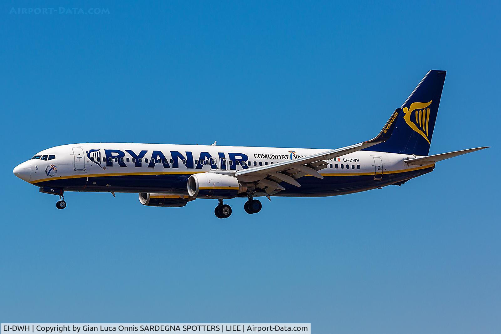 EI-DWH, 2007 Boeing 737-8AS C/N 33637, LANDING 14R