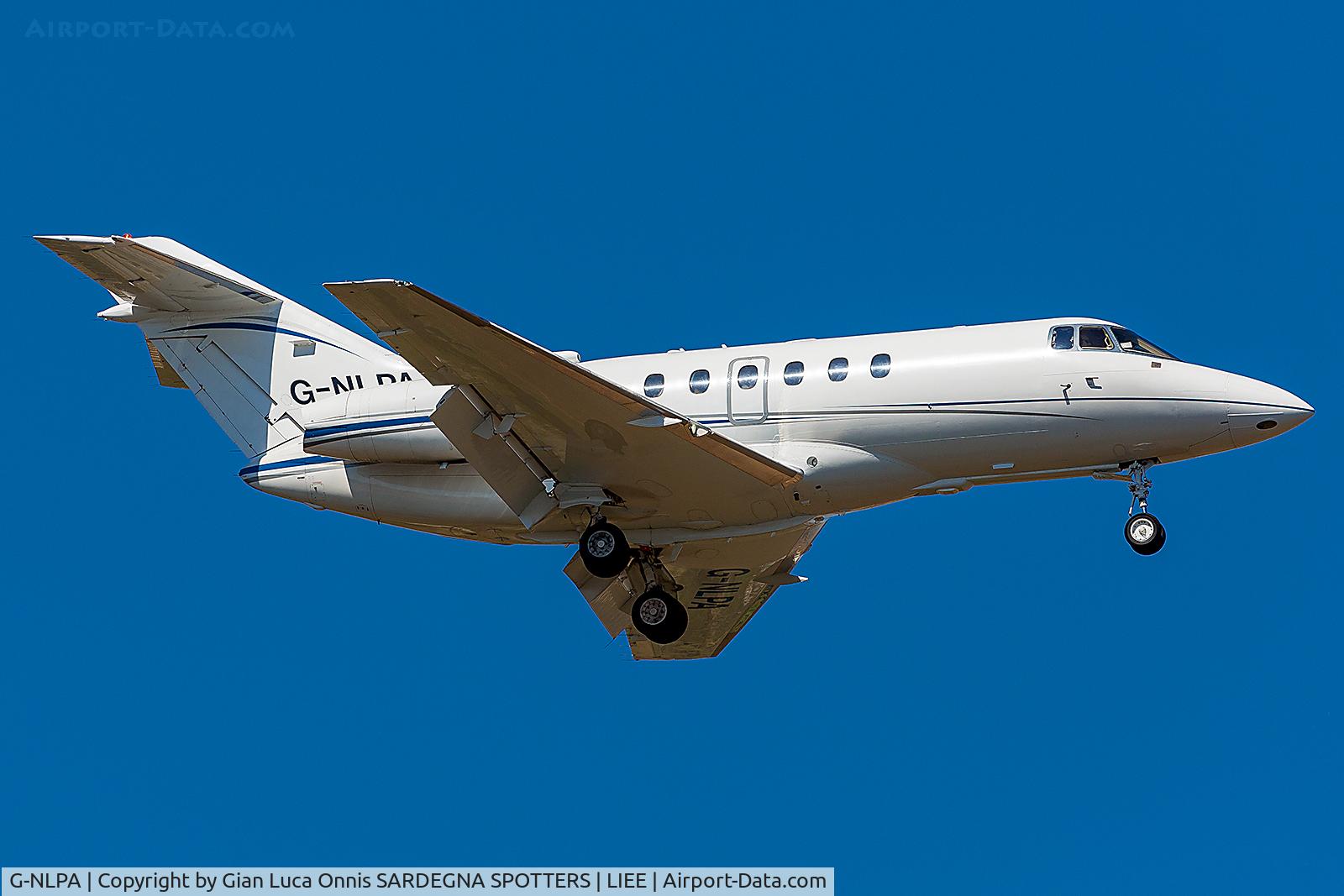 G-NLPA, 2008 Hawker 750 C/N HB-14, LANDING 14R