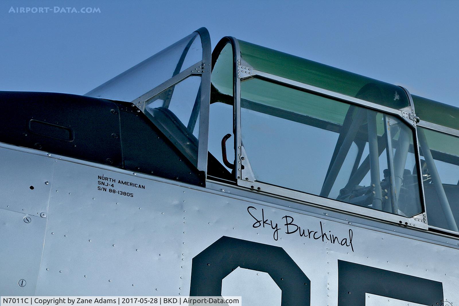 N7011C, North American SNJ-4 Texan C/N 88-13805, At the 2017 Breckenridge Airshow