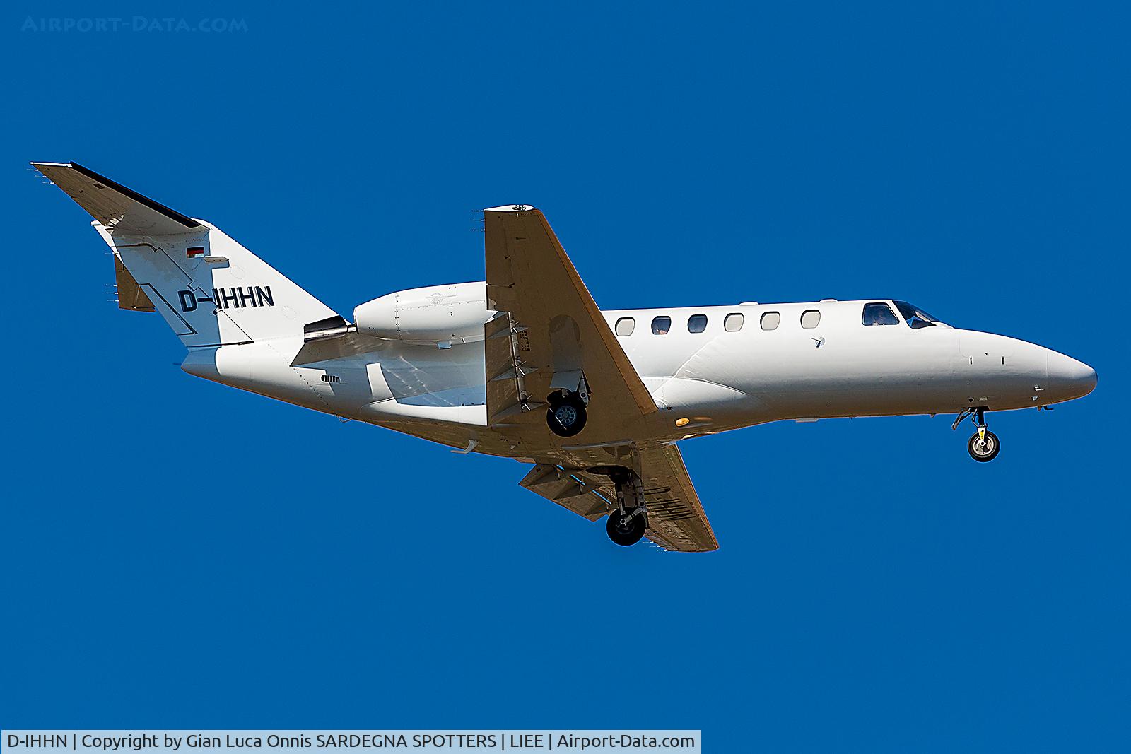 D-IHHN, 2001 Cessna 525A CitationJet CJ2 C/N 525A-0041, LANDING 14R