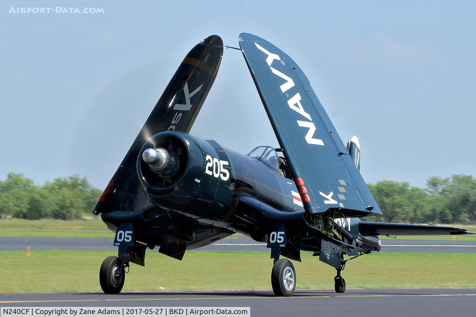 N240CF, 1945 Vought F4U-4 Corsair C/N 9513, At the 2017 Breckenridge Airshow