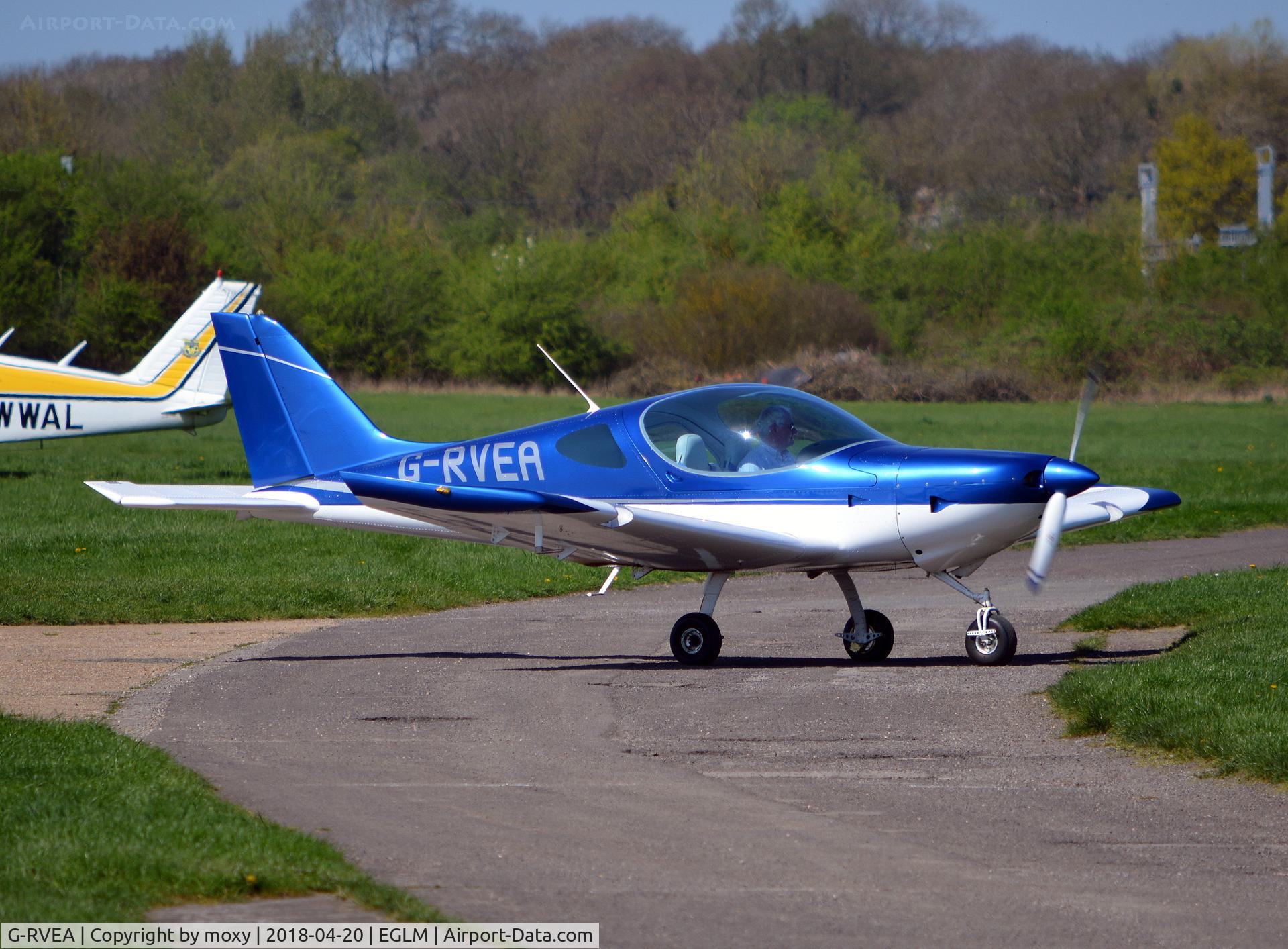 G-RVEA, 2015 BRM Aero Bristell NG5 Speed Wing C/N LAA385-15257, Emerson RV Bristell NG5 Speed Wing at White Waltham.