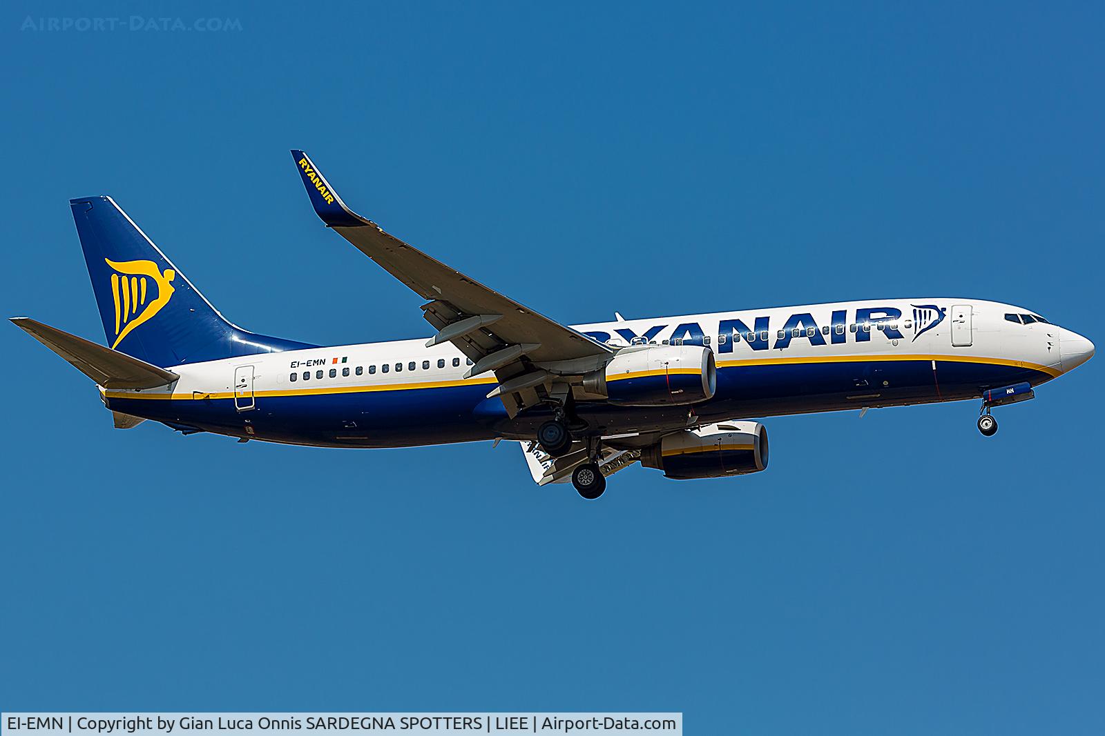 EI-EMN, 2010 Boeing 737-8AS C/N 38515, LANDING 14R
