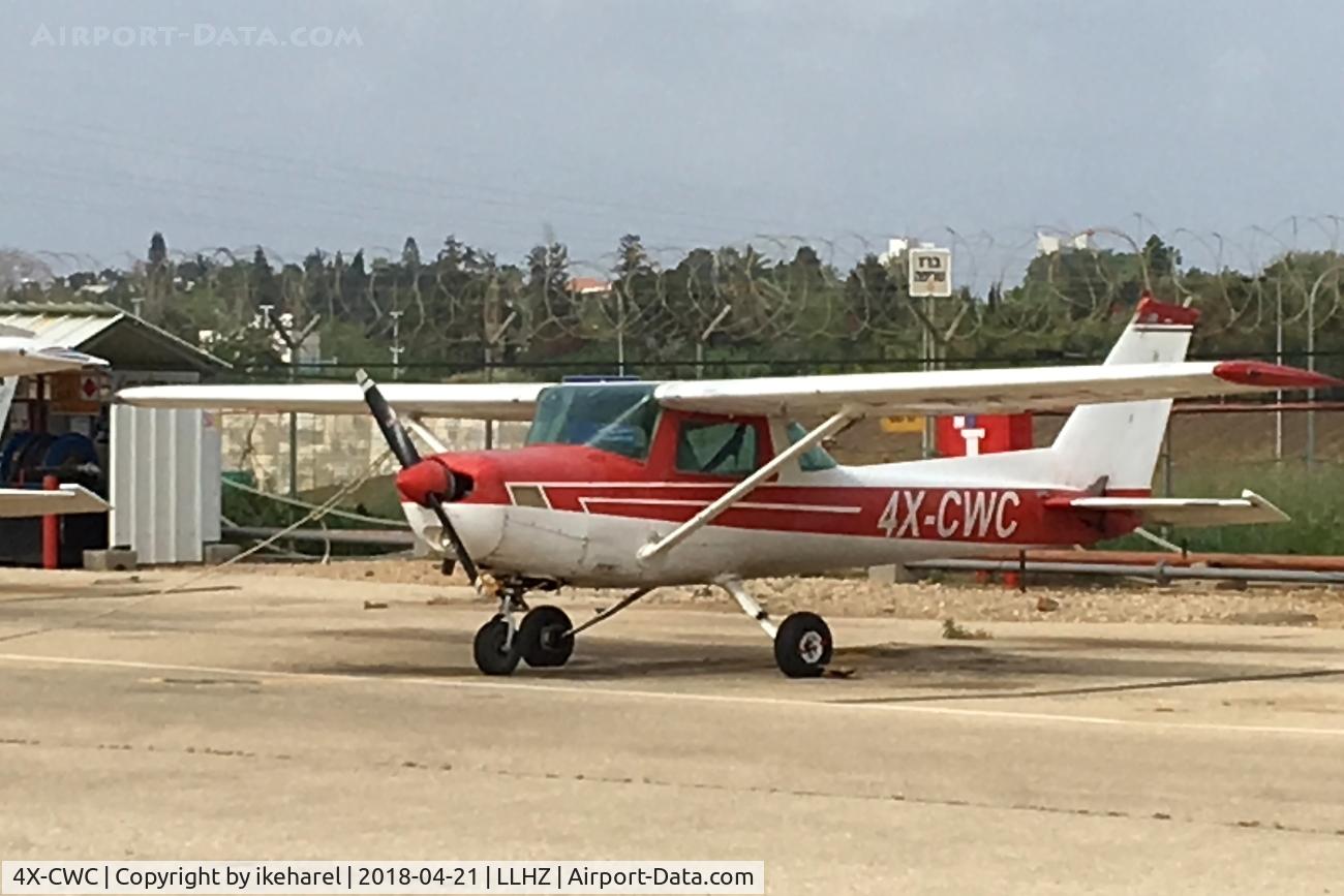 4X-CWC, Cessna 152 C/N 15280059, On the tarmac at Herzlyia A/P.