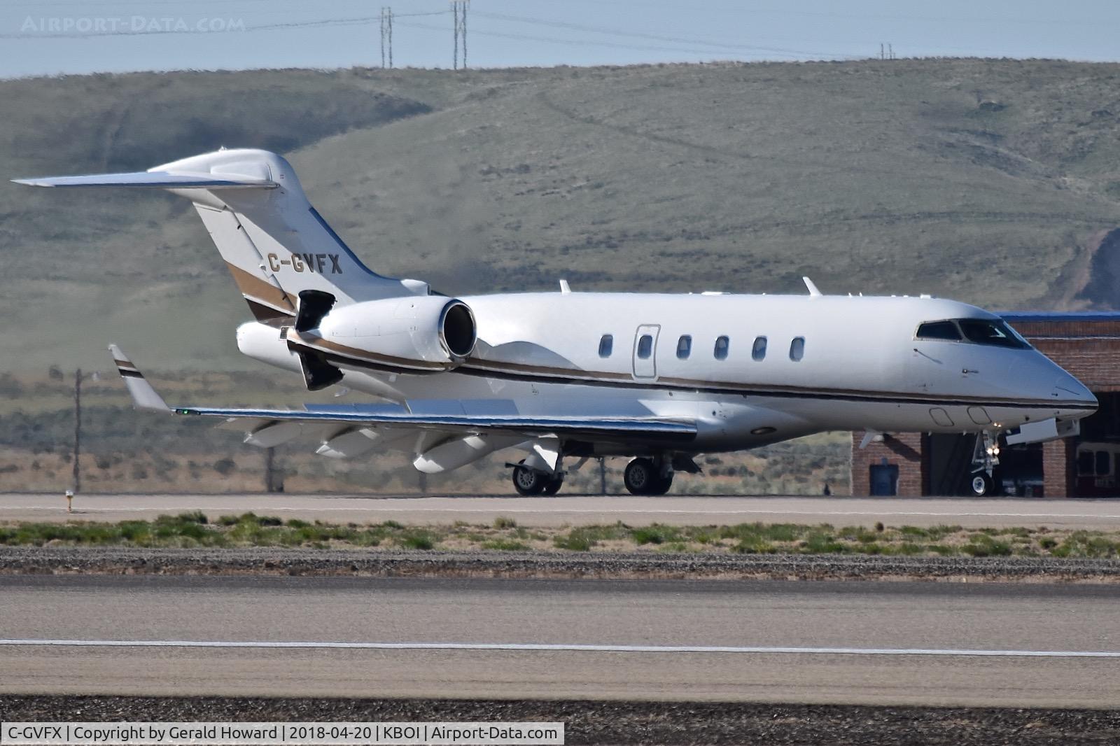 C-GVFX, 2005 Diamond DA-40 Diamond Star C/N 40.585, Landing roll out on RWY 28L.