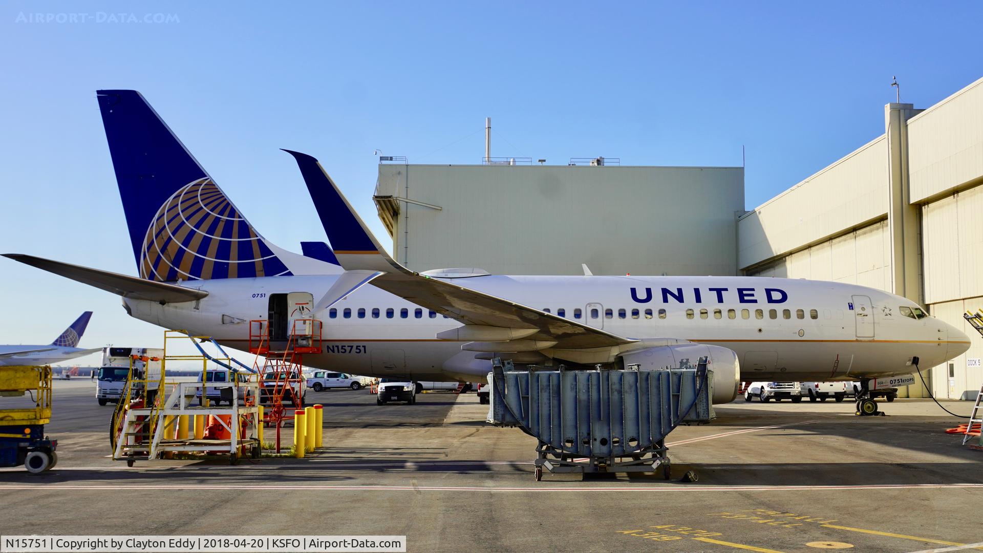 N15751, 1999 Boeing 737-71Q C/N 29047, SFO 2018.