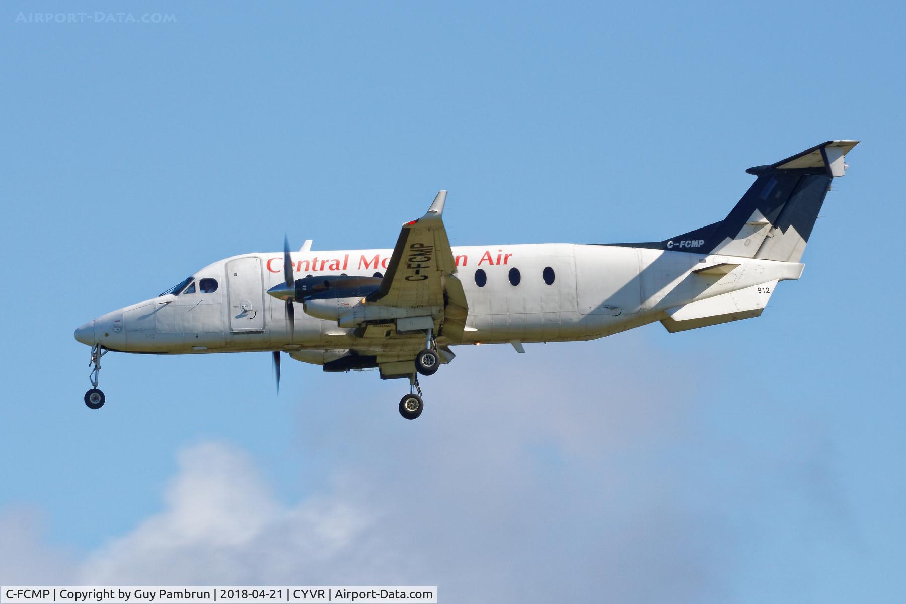 C-FCMP, 1997 Beech 1900D C/N UE-271, Landing