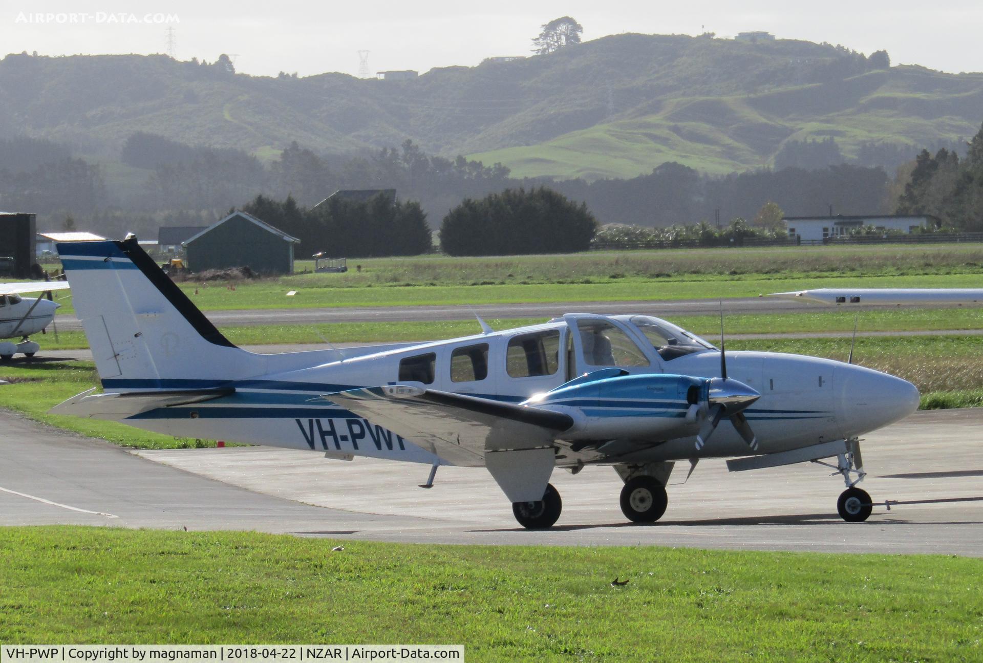 VH-PWP, 1979 Cessna 172N C/N 17272283, in sun at ardmore