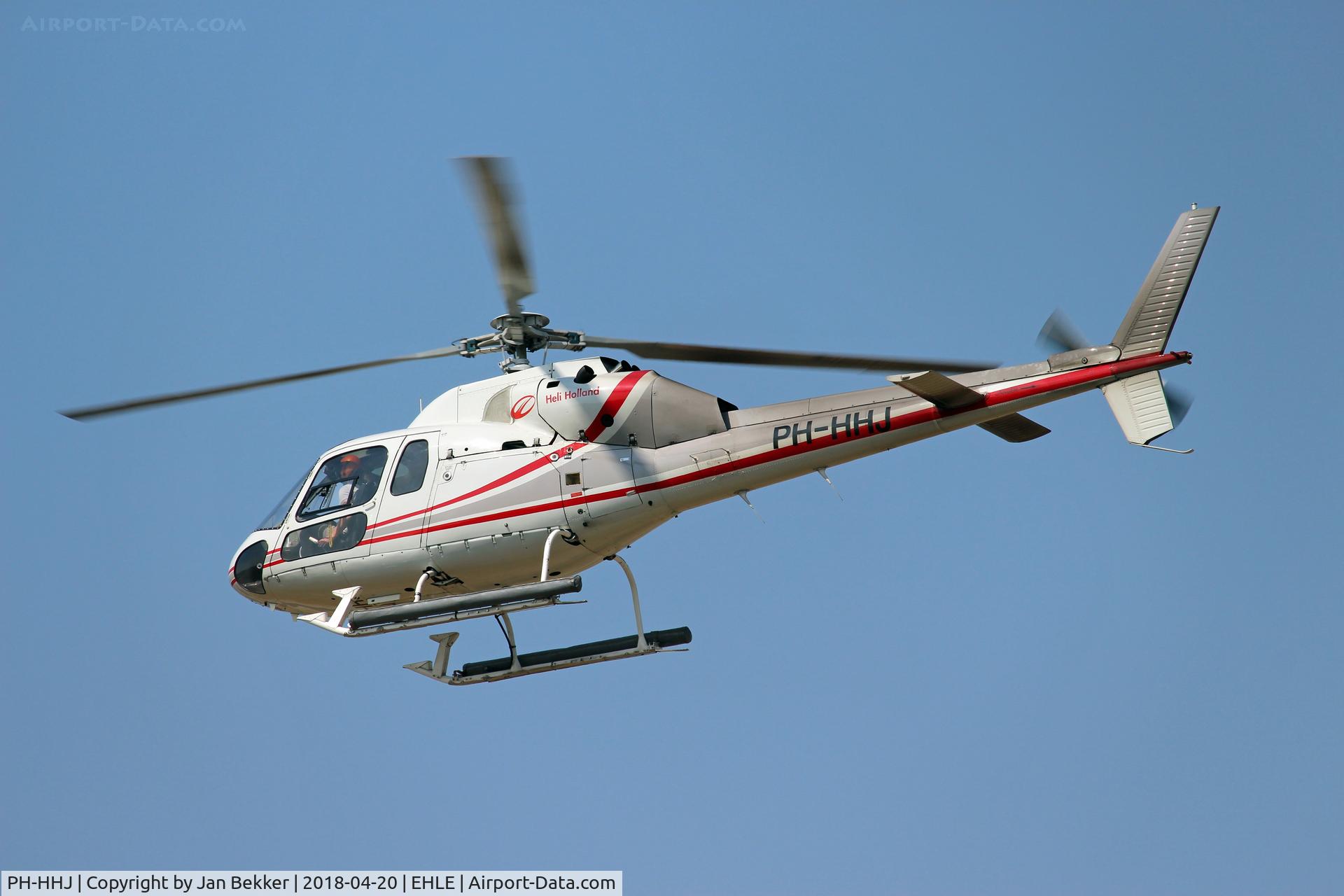 PH-HHJ, Aerospatiale AS-355F-2 Ecureuil 2 C/N 5356, Lelystad Airport