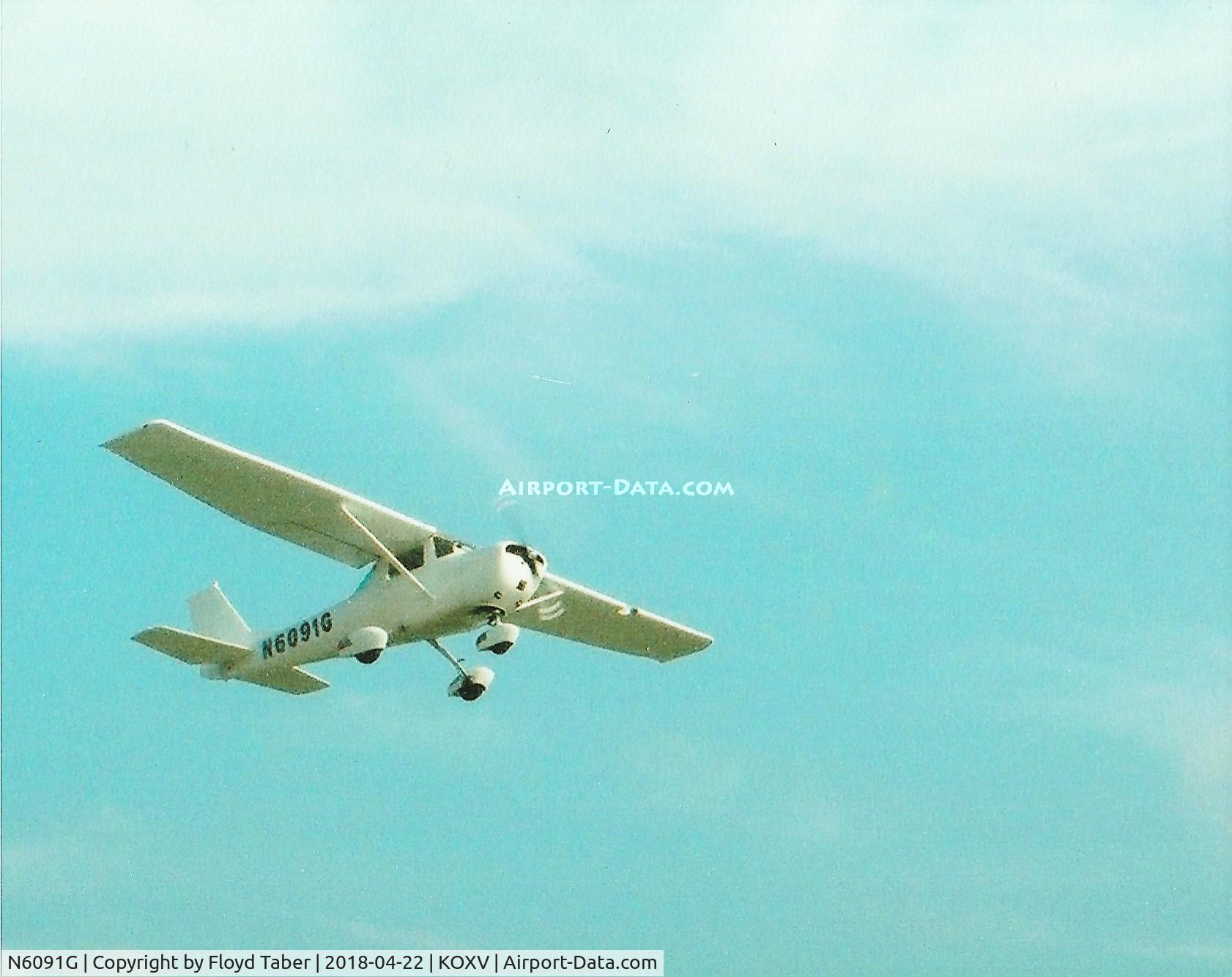 N6091G, 1969 Cessna 150K C/N 15071591, Taking off from KOXV