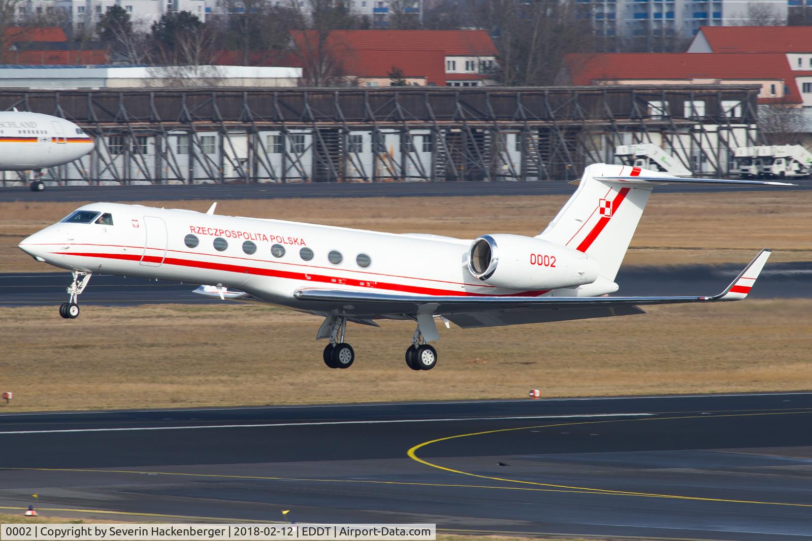 0002, 2017 Gulfstream GV-SP (G550) C/N 5554, Polish Gulfstream at Berlin.
