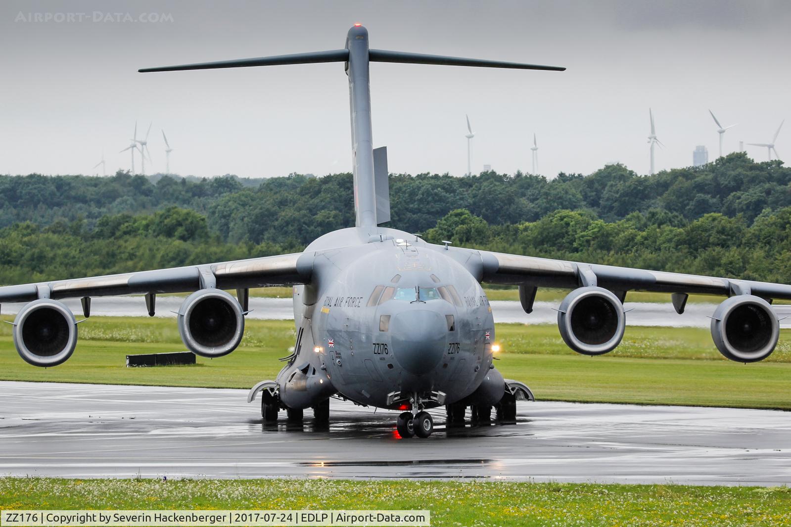 ZZ176, 2008 Boeing C-17A Globemaster III C/N F-190, Taxiing at EDLP.
