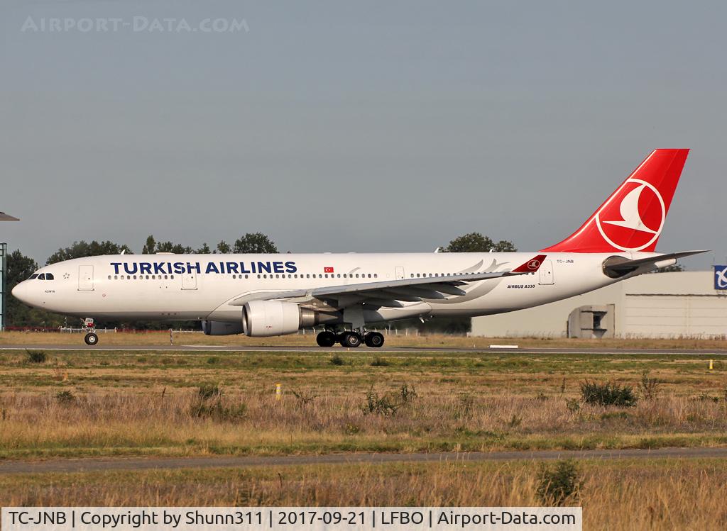 TC-JNB, 2005 Airbus A330-204 C/N 704, Ready for take off from rwy 32R... new c/s